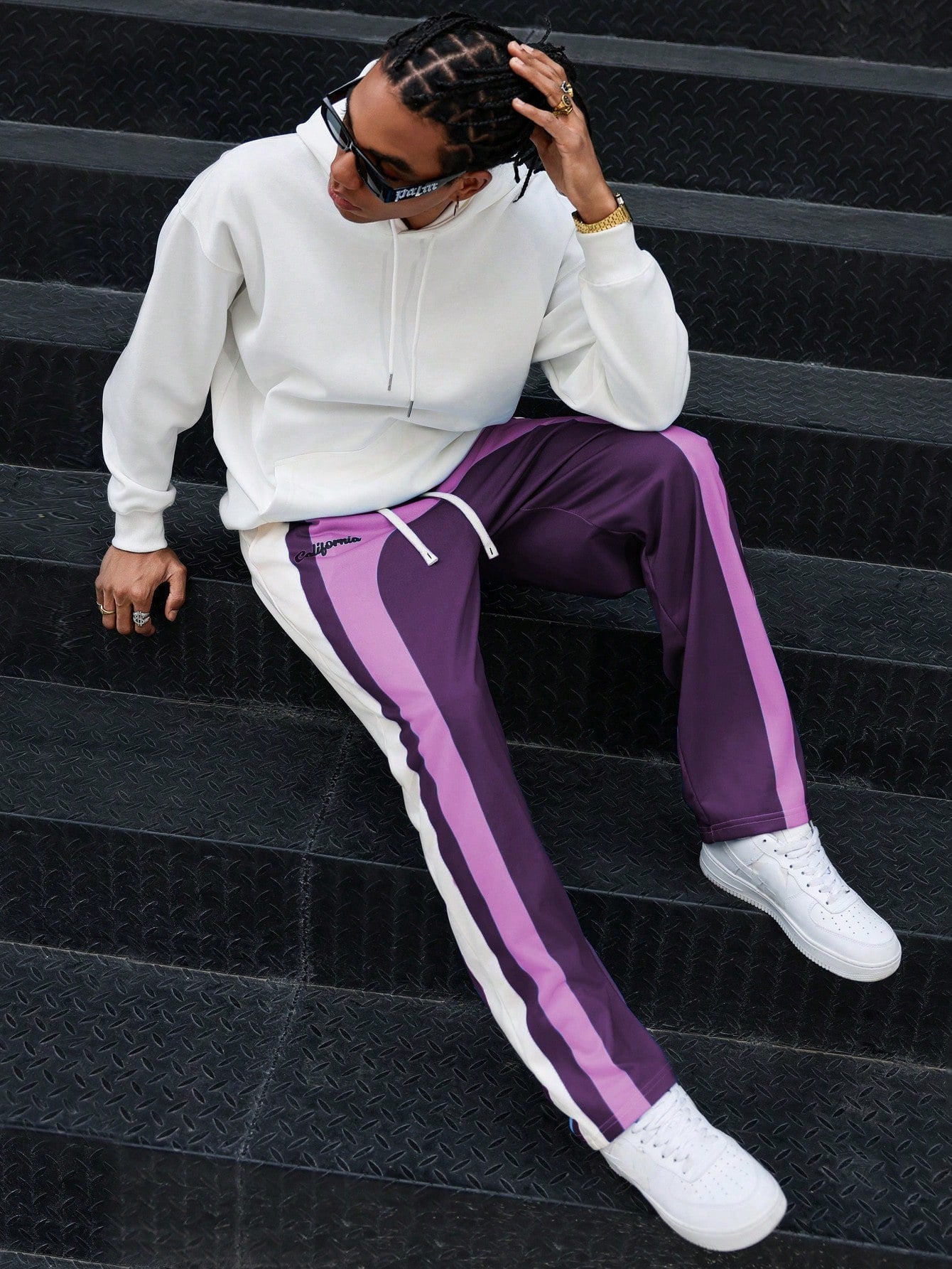 Calça Masculina Jogger Estampada Com Design Geométrico Moderno Calça Masculina Jogger Estampada Com Design Geométrico