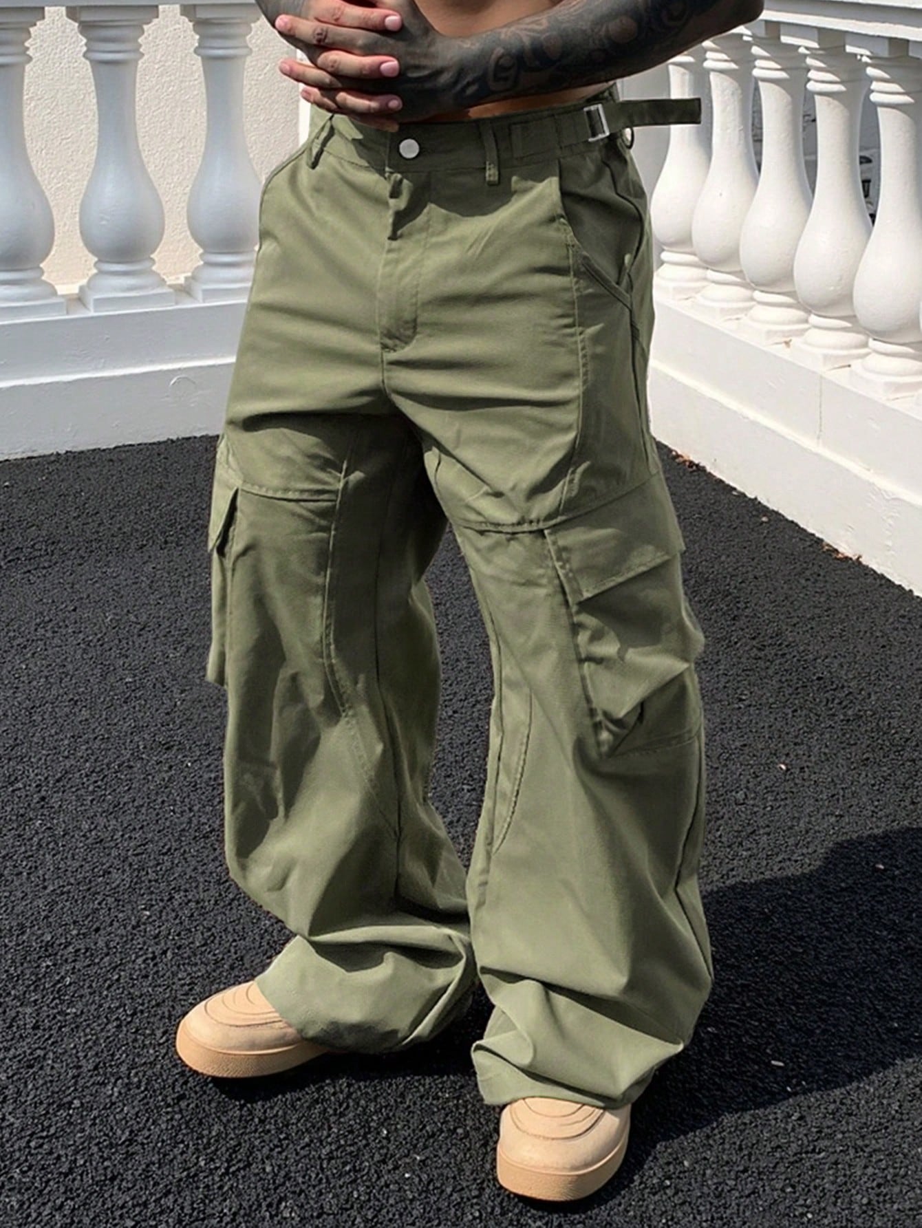 Calça Masculina Wide Leg Com Rebites E Caimento Solto Verde Militar / PP Calça Masculina Wide Leg Com Rebites E