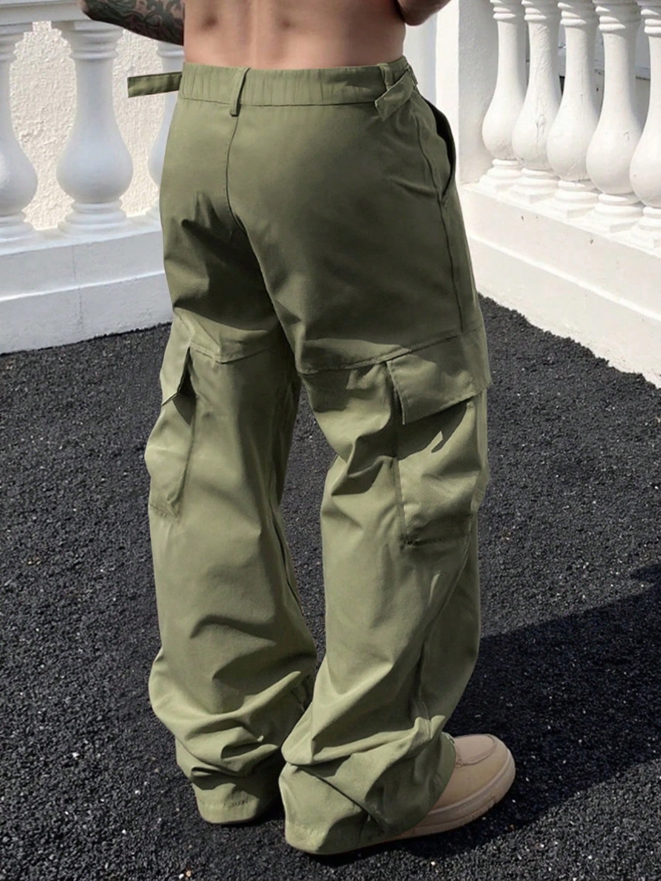 Calça Masculina Wide Leg Com Rebites E Caimento Solto Calça Masculina Wide Leg Com Rebites E Caimento Solto