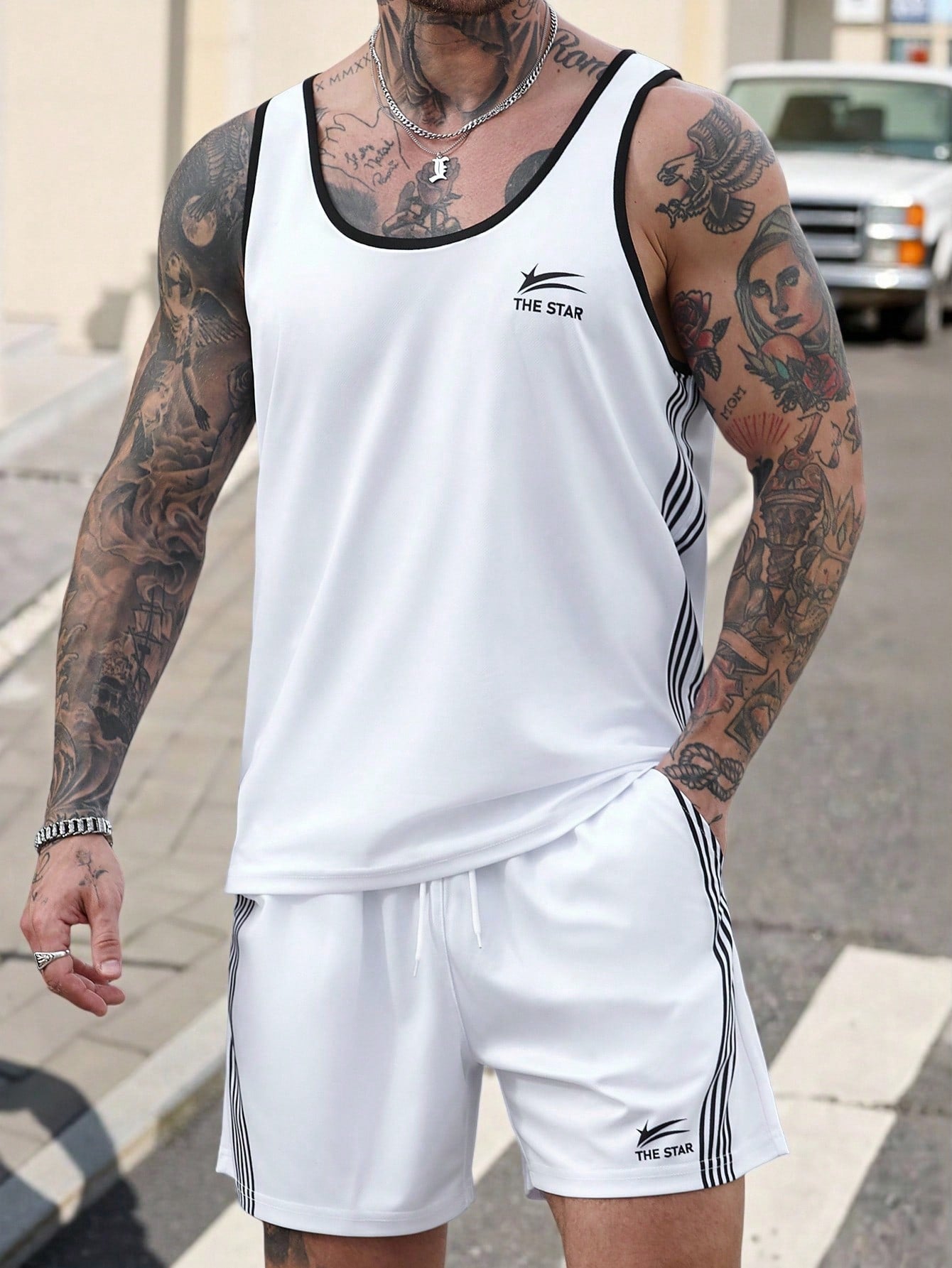 Conjunto Masculino Regata Esportiva Listrada E Shorts Cós Ajustável Conjunto Masculino Regata Esportiva Listrada E