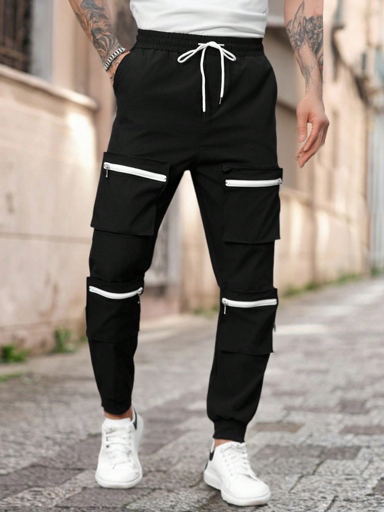 Calça Masculina Jogger Com Zíperes E Design Tático Urbano Calça Masculina Jogger Com Zíperes E Design Tático Urbano