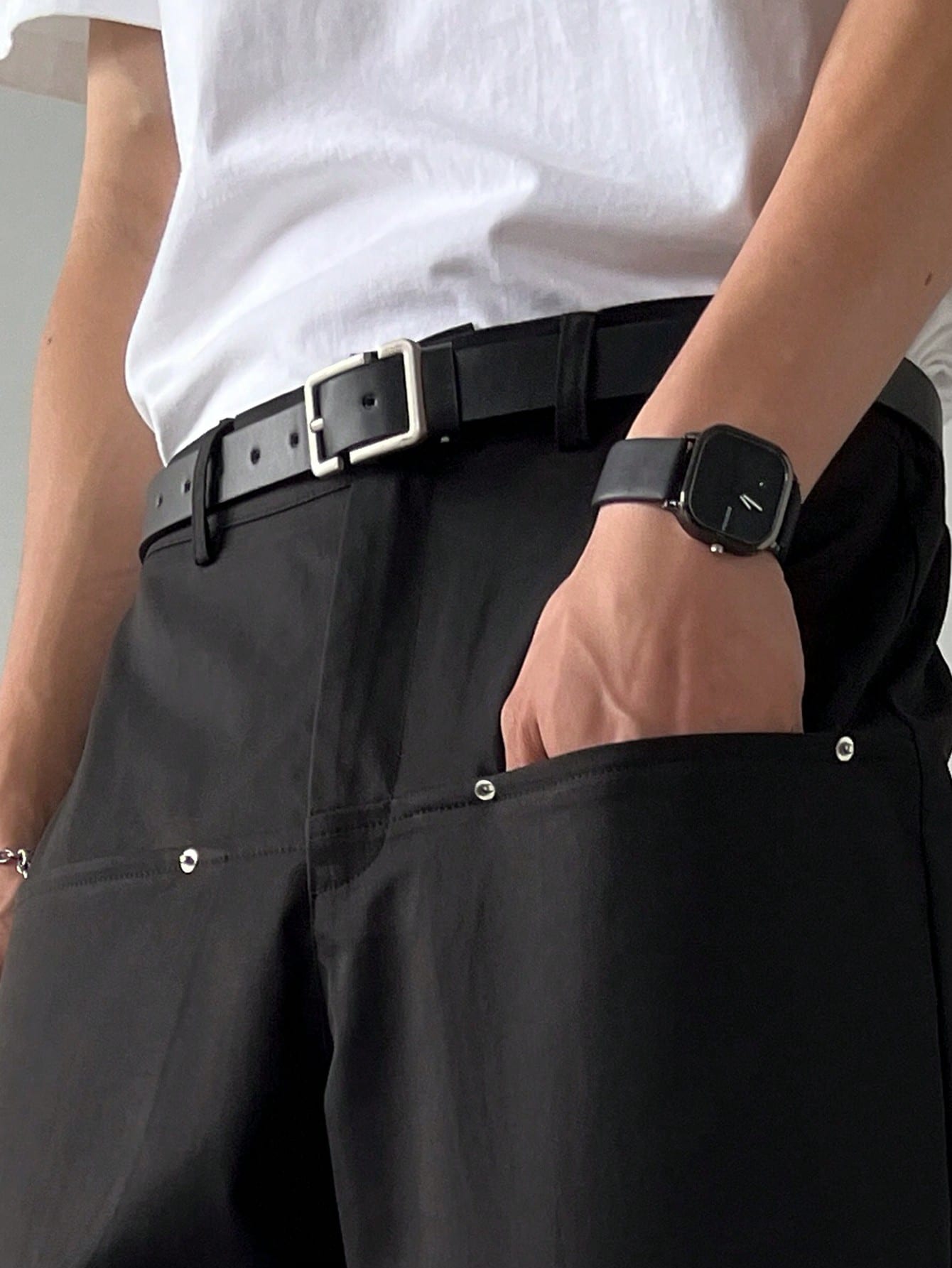 Calça Masculina Wide Leg Alfaiatada Com Caimento Elegante Calça Masculina Wide Leg Alfaiatada Com Caimento Elegante