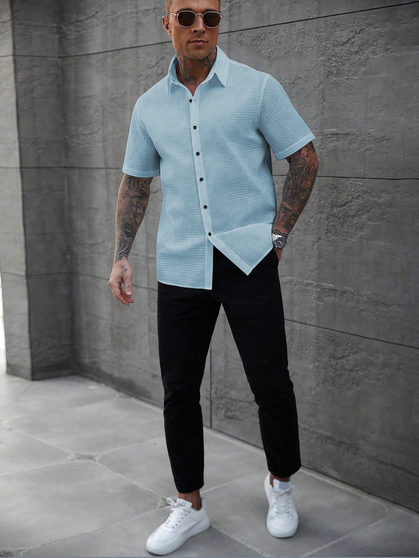 Camisa Masculina De Botão Textura Minimalista Botões Contrastantes Camisa Masculina De Botão Textura Minimalista Botões