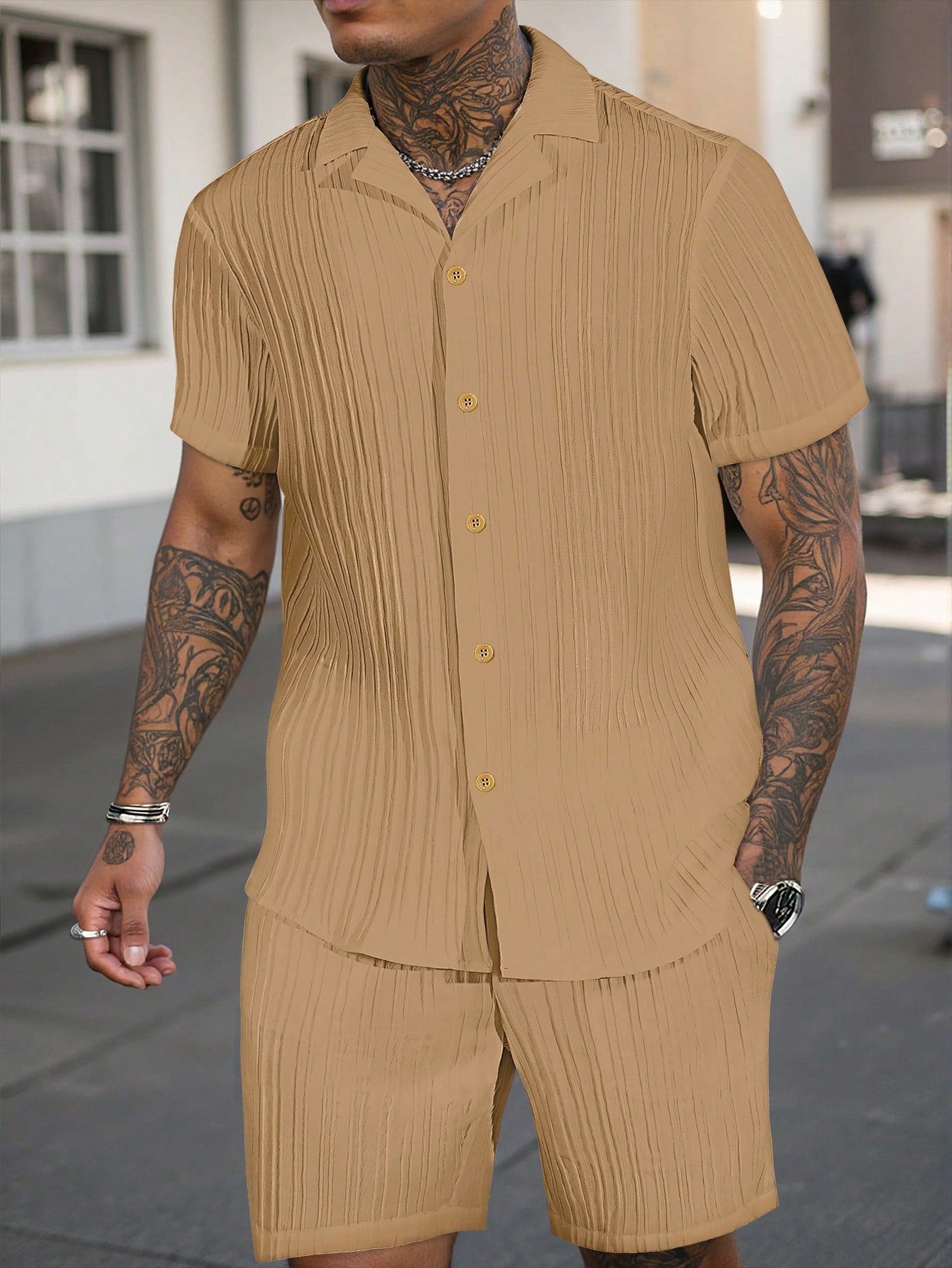 Conjunto Masculino Shorts Estilo Casual E Camisa Botões Simples Bege / PP Conjunto Masculino Shorts Estilo Casual E