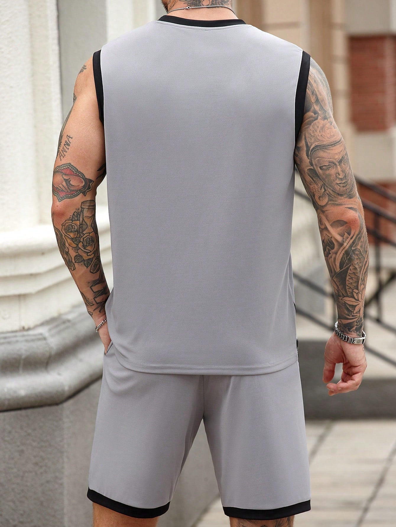 Conjunto Masculino Regata Estampada Contrastante E Shorts Cós Ajustável Conjunto Masculino Regata Estampada