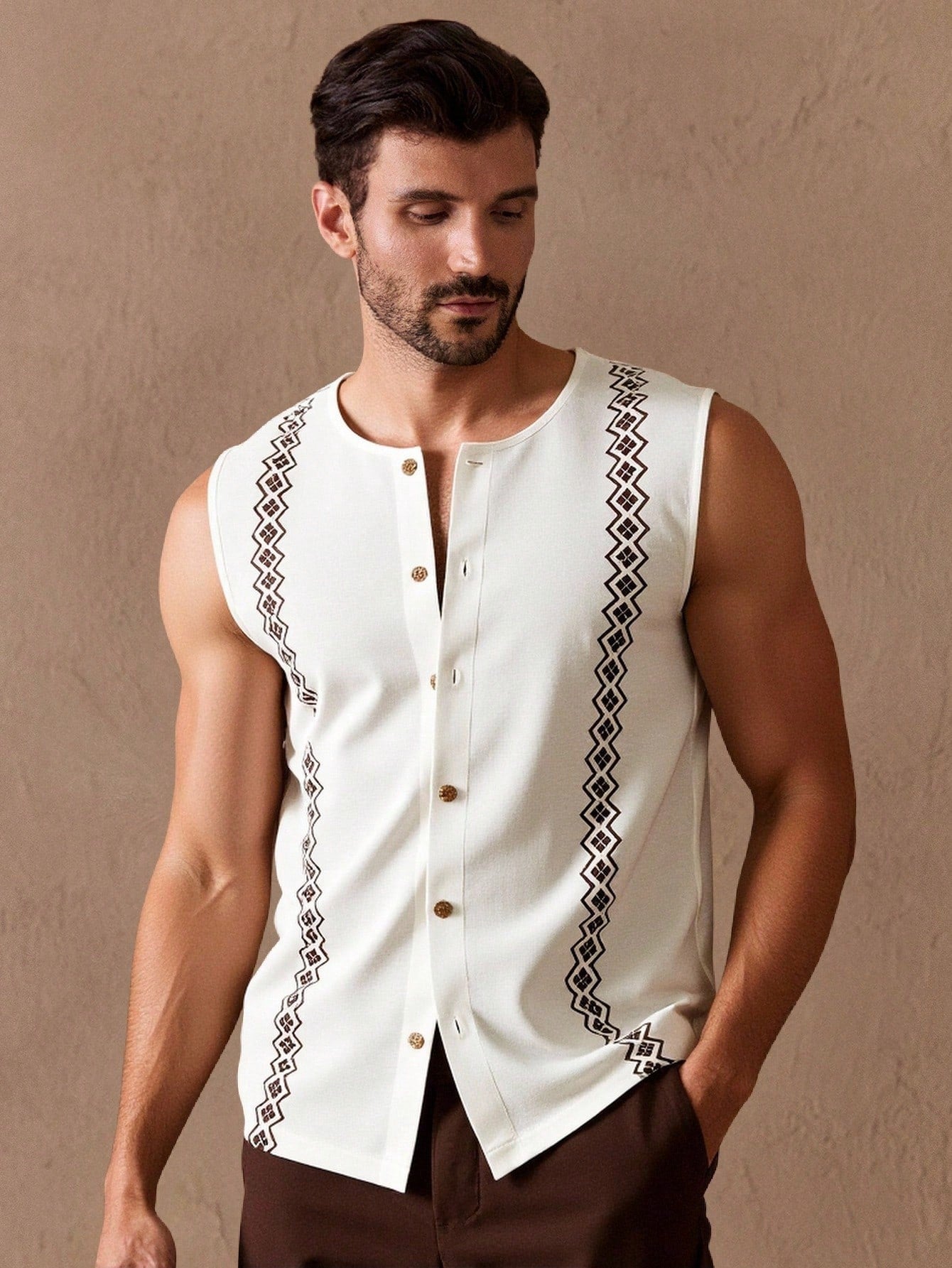 Camiseta Regata Masculina Vintage Estampa Geométrica Botões Camiseta Regata Masculina Vintage Estampa Geométrica Botões