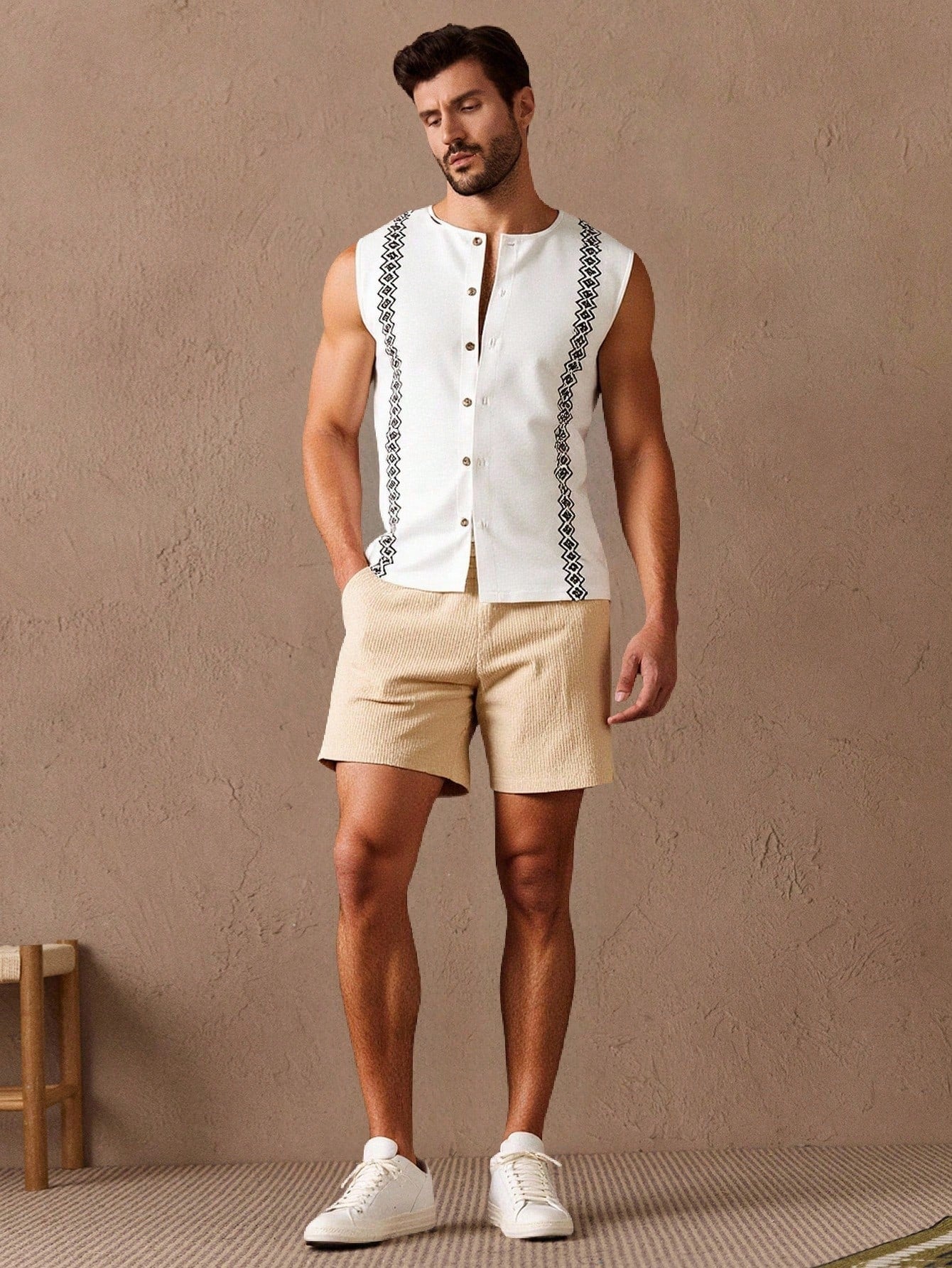 Camiseta Regata Masculina Vintage Estampa Geométrica Botões Camiseta Regata Masculina Vintage Estampa Geométrica Botões