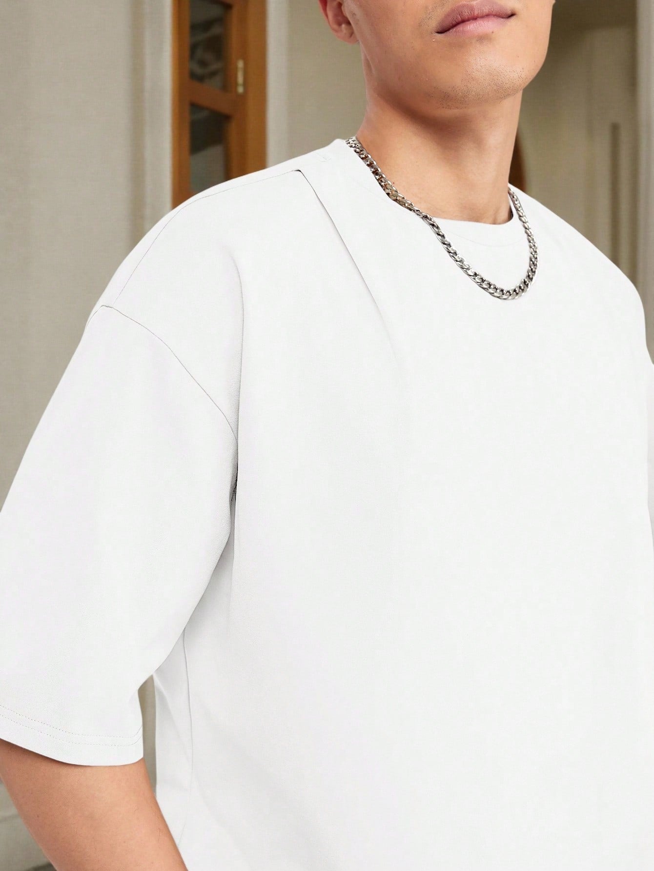 Camisa Masculina Oversized Minimalista Estilo Urbano Camisa Masculina Oversized Minimalista Estilo Urbano