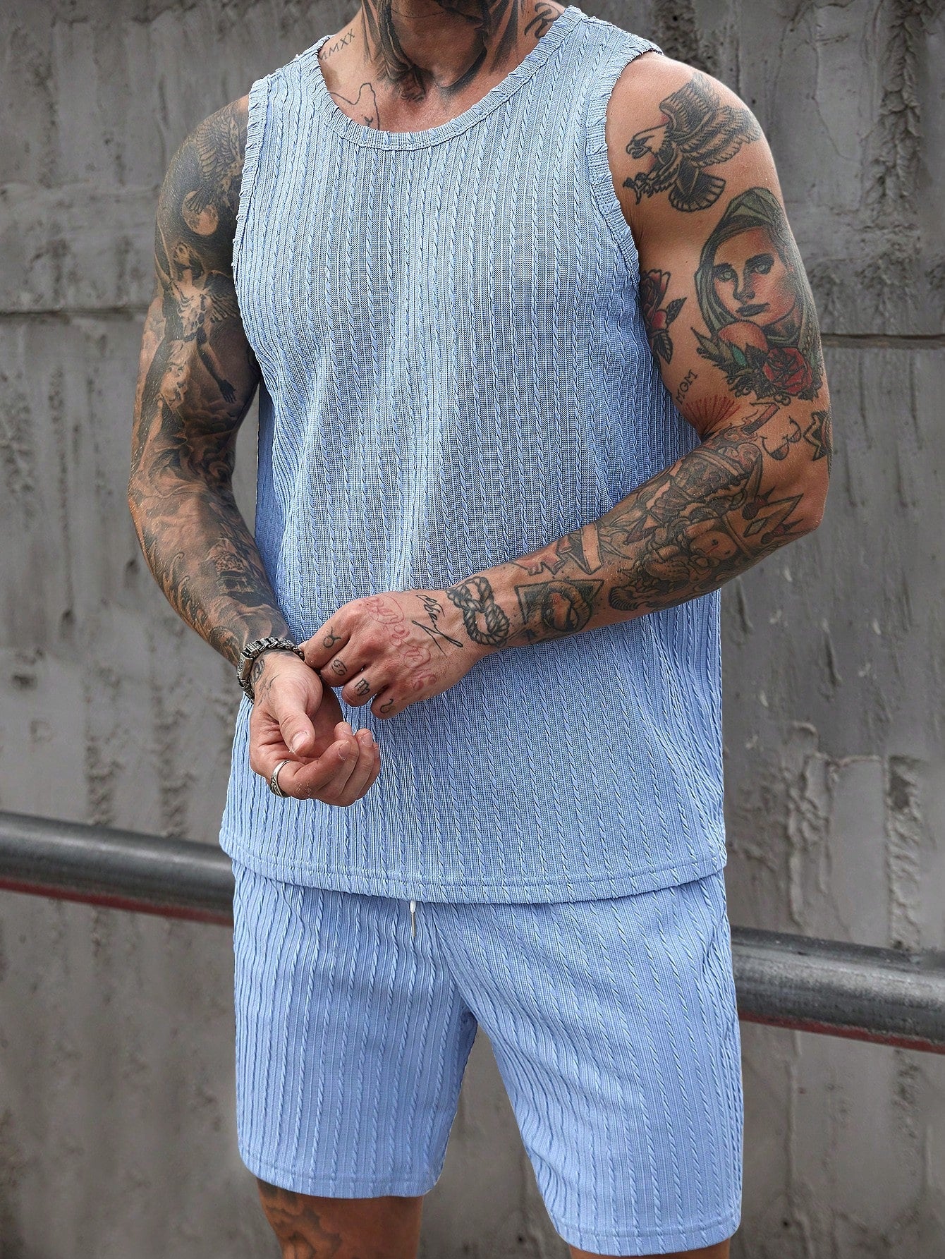 Conjunto Masculino Regata Jacquard Texturizada E Shorts Casuais Conjunto Masculino Regata Jacquard Texturizada E Shorts