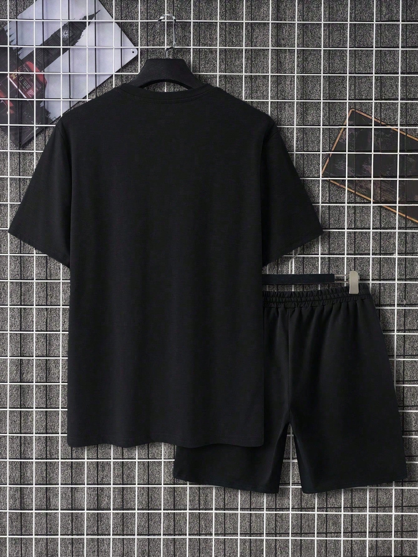 Conjunto Masculino Camiseta Estampa Urso E Shorts Com Cordão Conjunto Masculino Camiseta Estampa Urso E Shorts Com