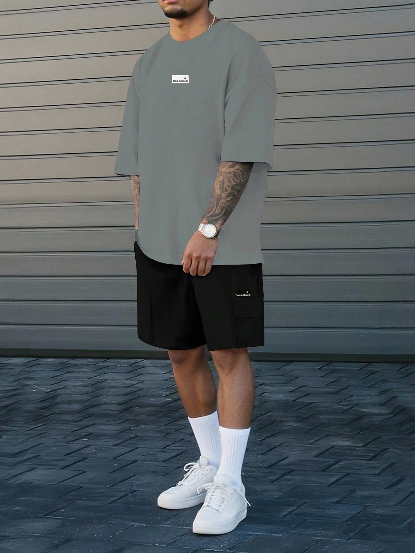 Conjunto Masculino Camiseta Manga Curta E Shorts Soltos Cinza / PP Conjunto Masculino Camiseta Manga Curta E Shorts