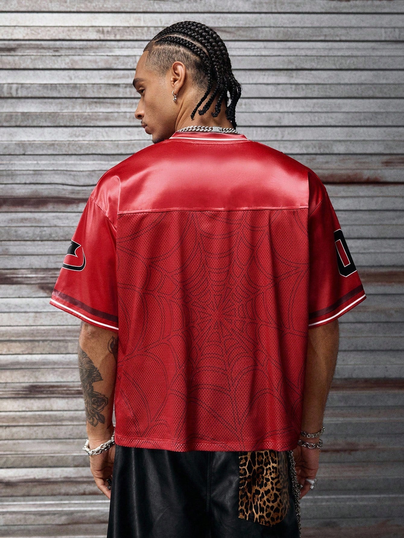 Camiseta Masculina Oversized Estilo Street Detalhes 07 Camiseta Masculina Oversized Estilo Street Detalhes 07