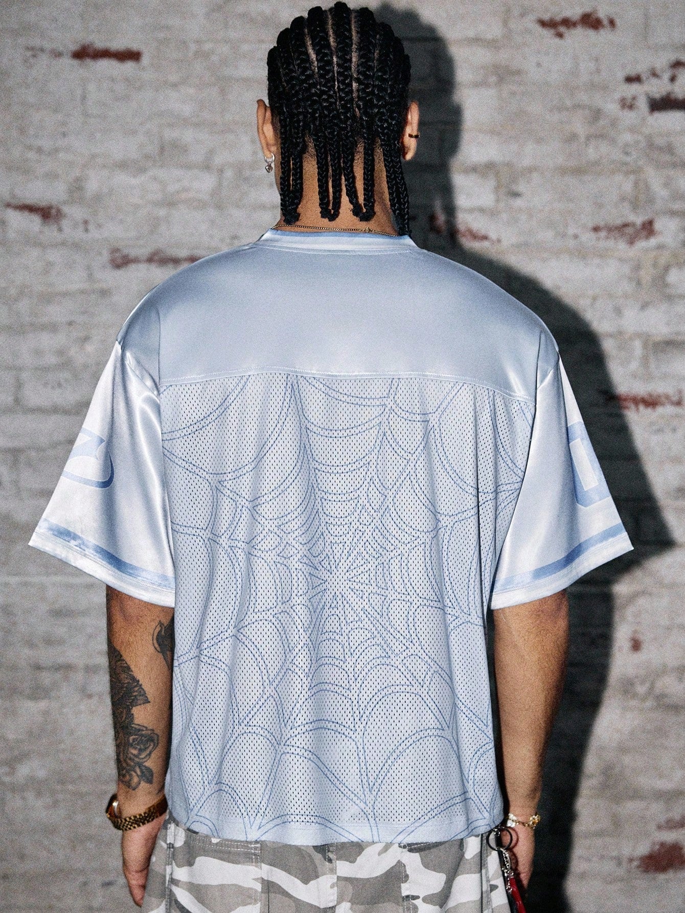 Camiseta Masculina Oversized Estilo Street Detalhes 07 Camiseta Masculina Oversized Estilo Street Detalhes 07