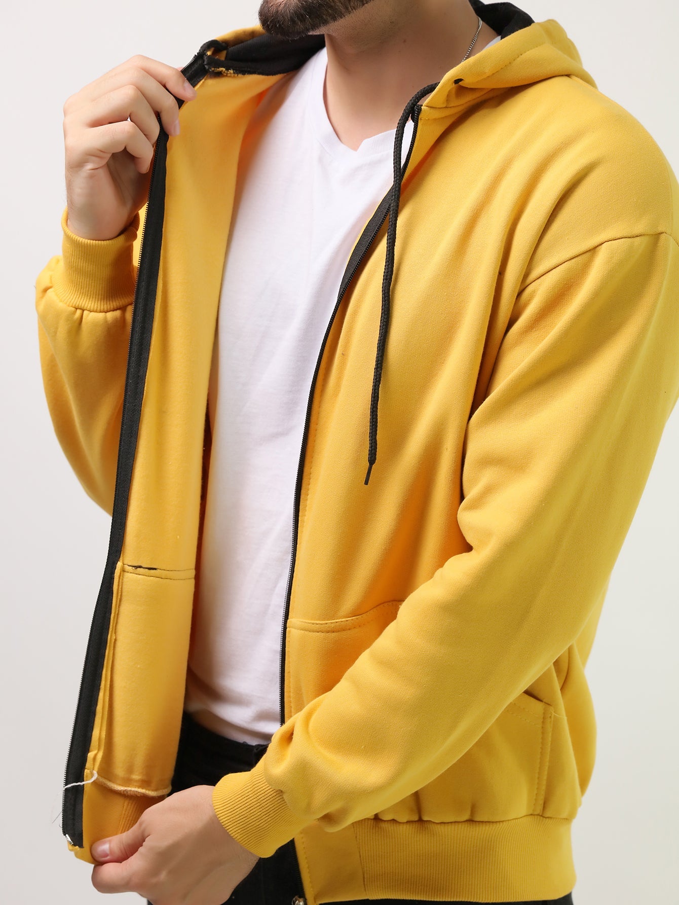 Moletom Masculino Com Capuz E Zíper Frontal Moletom Masculino Com Capuz E Zíper Frontal