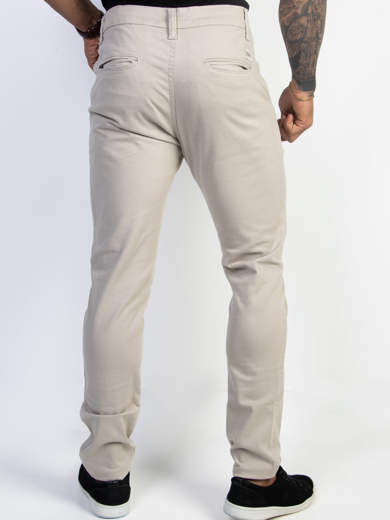 Calça Masculina Jeans Slim Fit Costura Contrastante E Lavagem Atual Calça Masculina Jeans Slim Fit Costura Contrastante