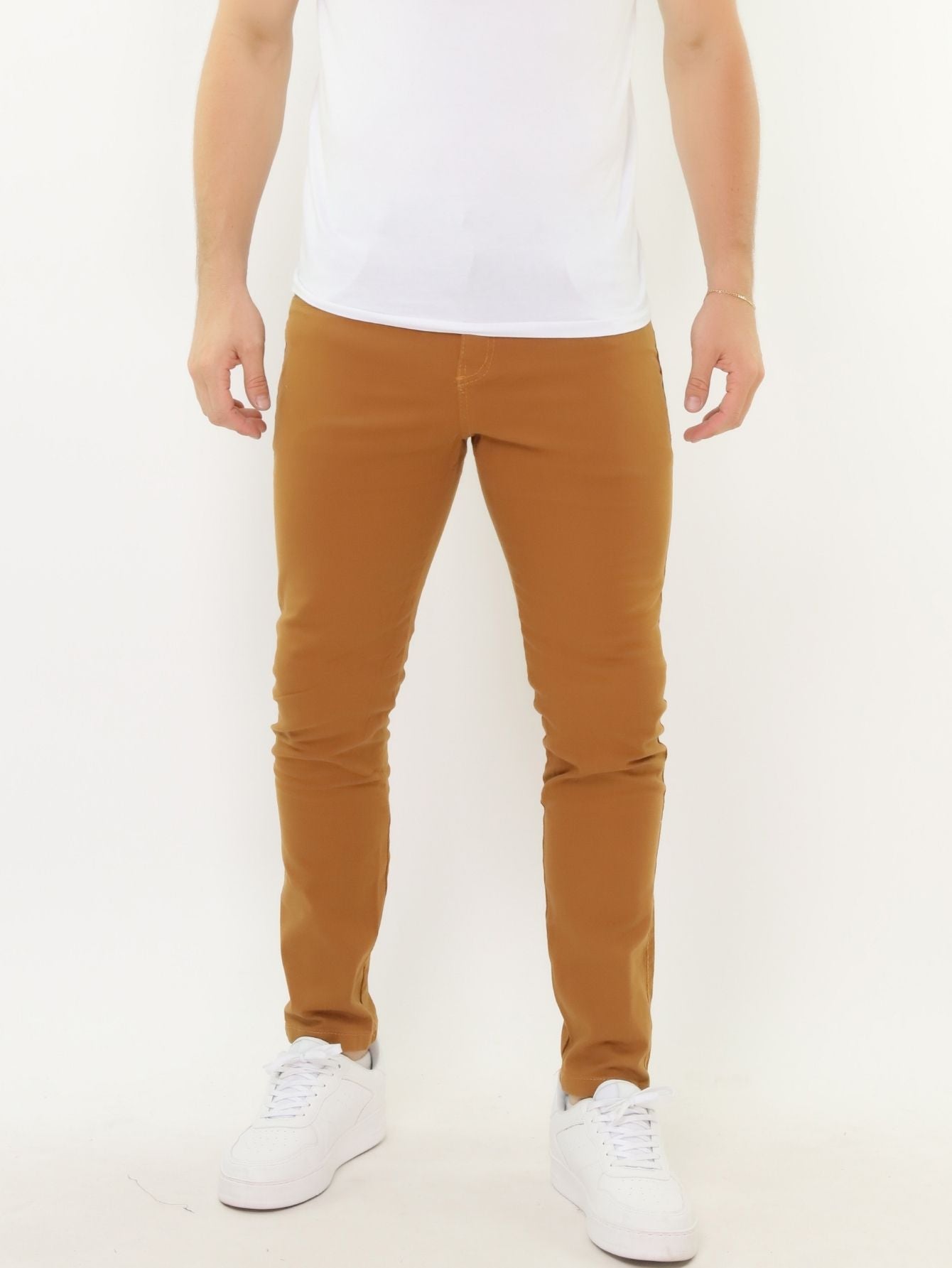 Calça Masculina Jeans Slim Fit Com Corte Ajustado E Bolsos Funcionais Calça Masculina Jeans Slim Fit Com Corte Ajustado