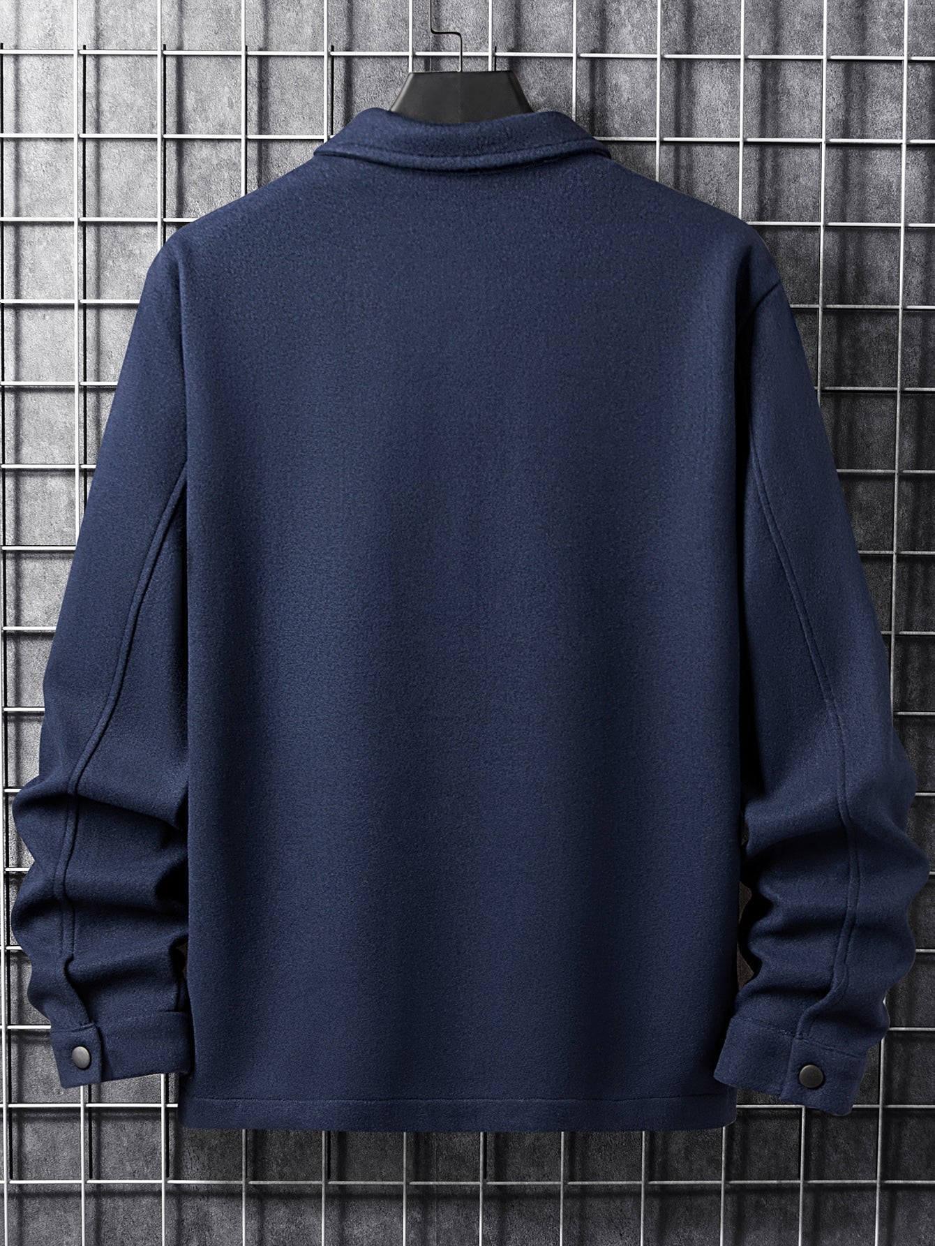 Moletom Masculino Alongado Com Botões E Bolsos Frontais Moletom Masculino Alongado Com Botões E Bolsos Frontais