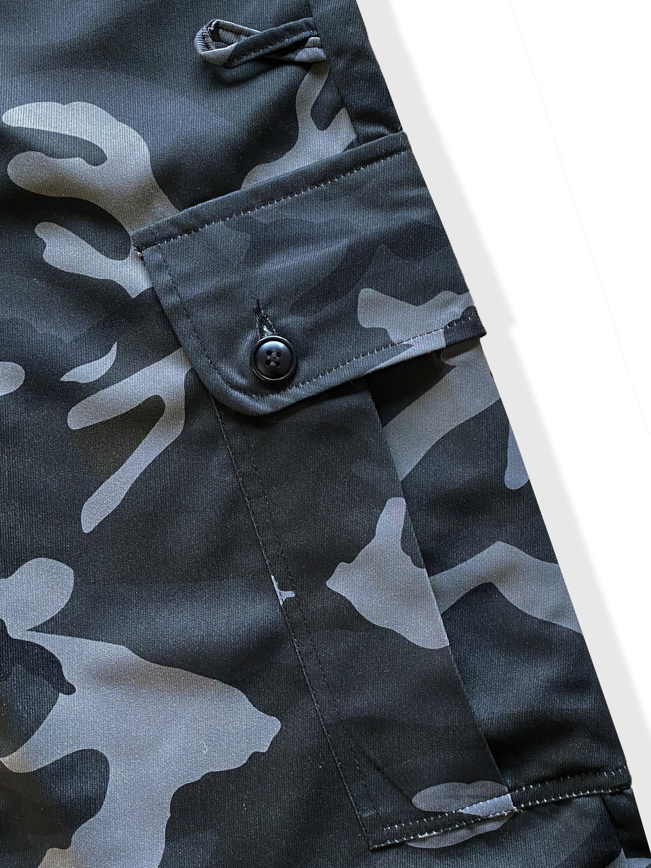 Calça Masculina Cargo Solta Estampa Camuflada E Bolsos Funcionais Calça Masculina Cargo Solta Estampa Camuflada E