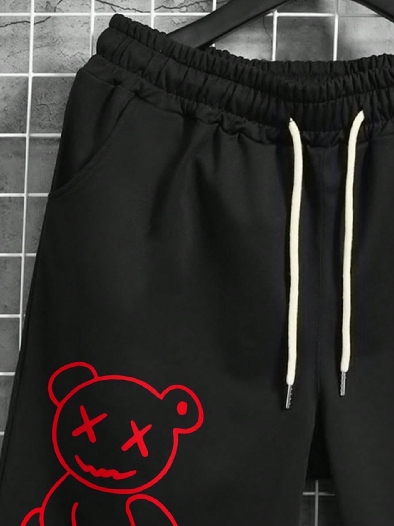 Shorts Masculino Estampado Com Estilo Anime E Cintura Ajustável Shorts Masculino Estampado Com Estilo Anime E Cintura