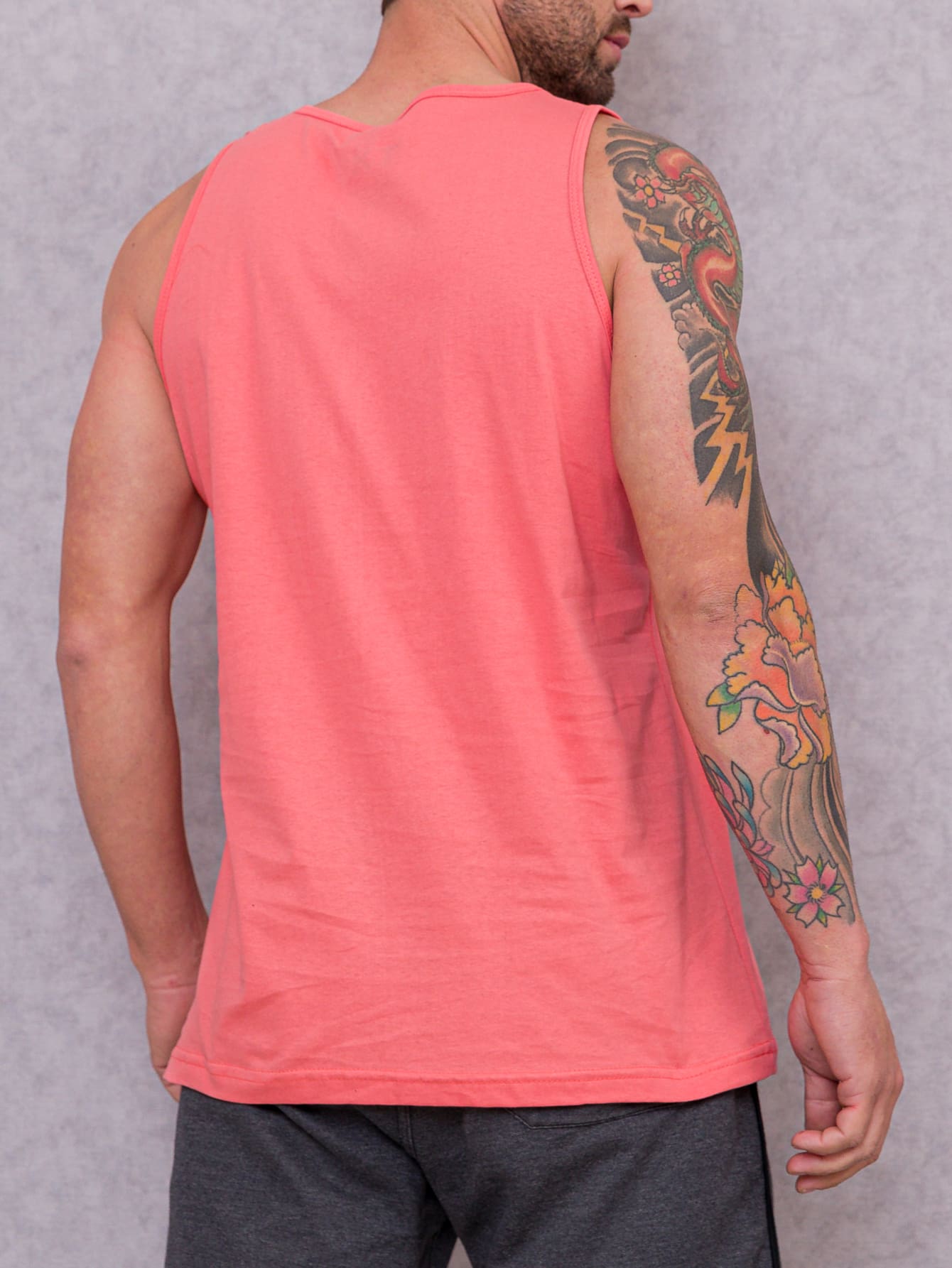 Camiseta Regata Masculina Casual Tecido Leve Caimento Perfeito Camiseta Regata Masculina Casual Tecido Leve Caimento