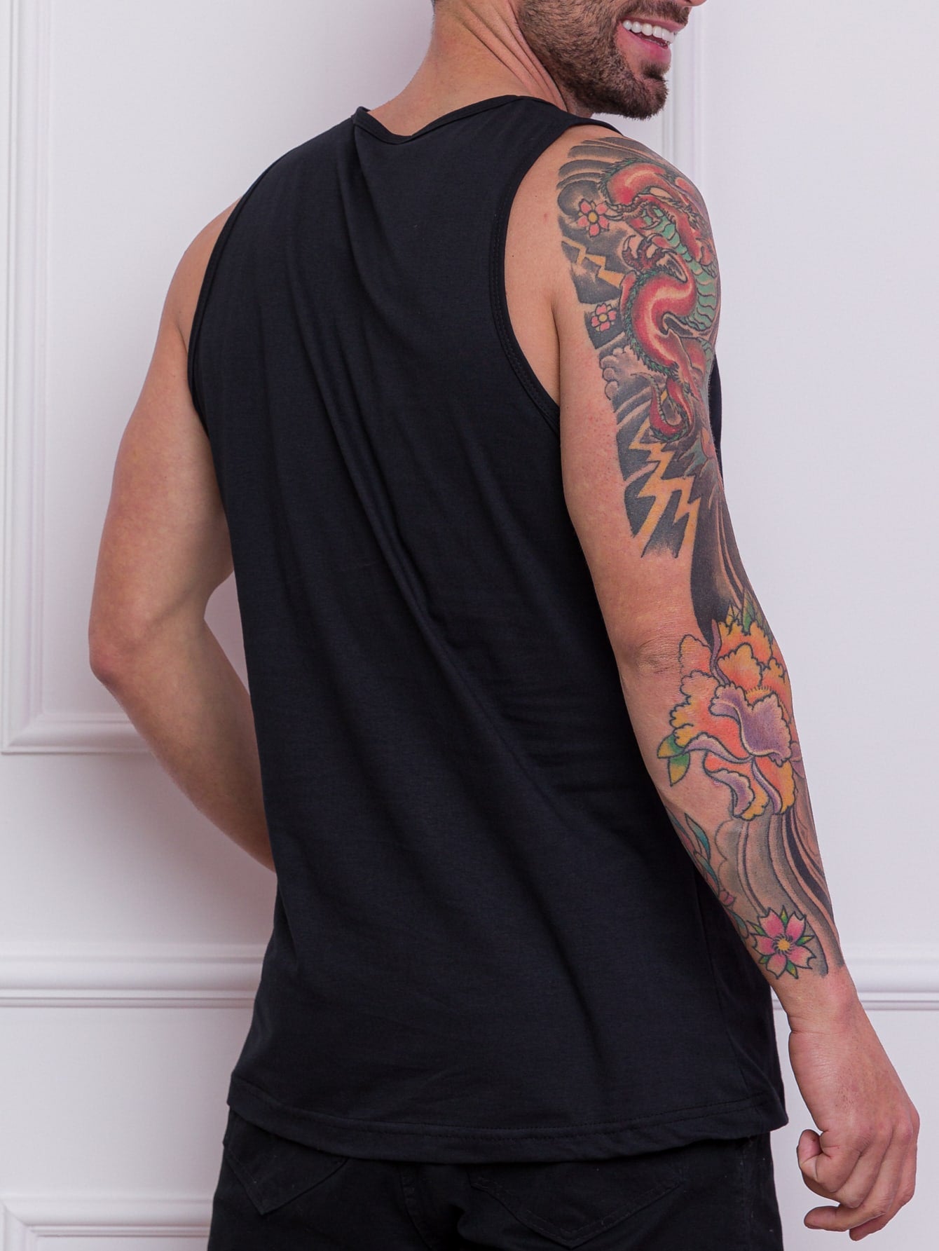 Camiseta Regata Masculina Básica Design Clean Estilo Casual Camiseta Regata Masculina Básica Design Clean Estilo Casual