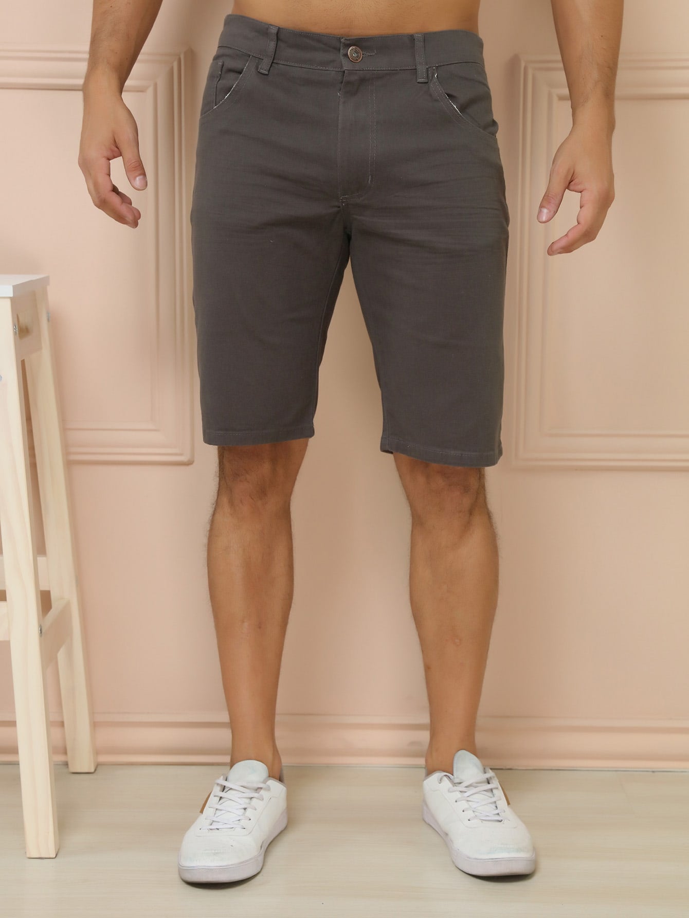 Shorts Masculino De Linho Com Cós De Elástico E Caimento Leve Chumbo / PP Shorts Masculino De Linho Com Cós De Elástico