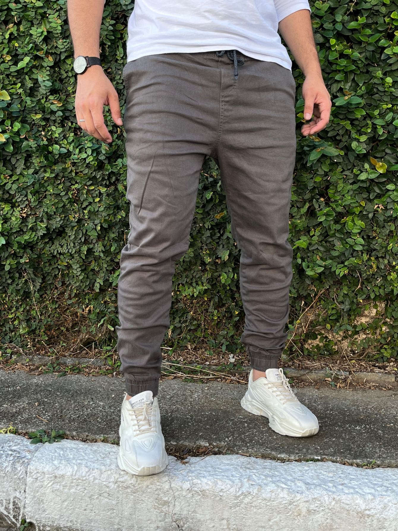 Calça Masculina Jogger Slim Fit Com Elástico Na Barra Chumbo / PP Calça Masculina Jogger Slim Fit Com Elástico Na Barra