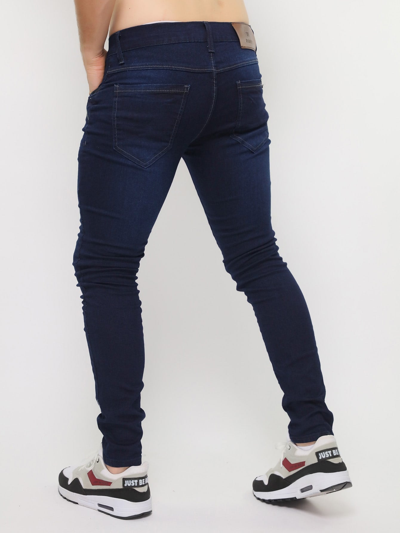 Calça Masculina Jeans Slim Fit Com Lavagem Desgastada E Estilo Calça Masculina Jeans Slim Fit Com Lavagem Desgastada E