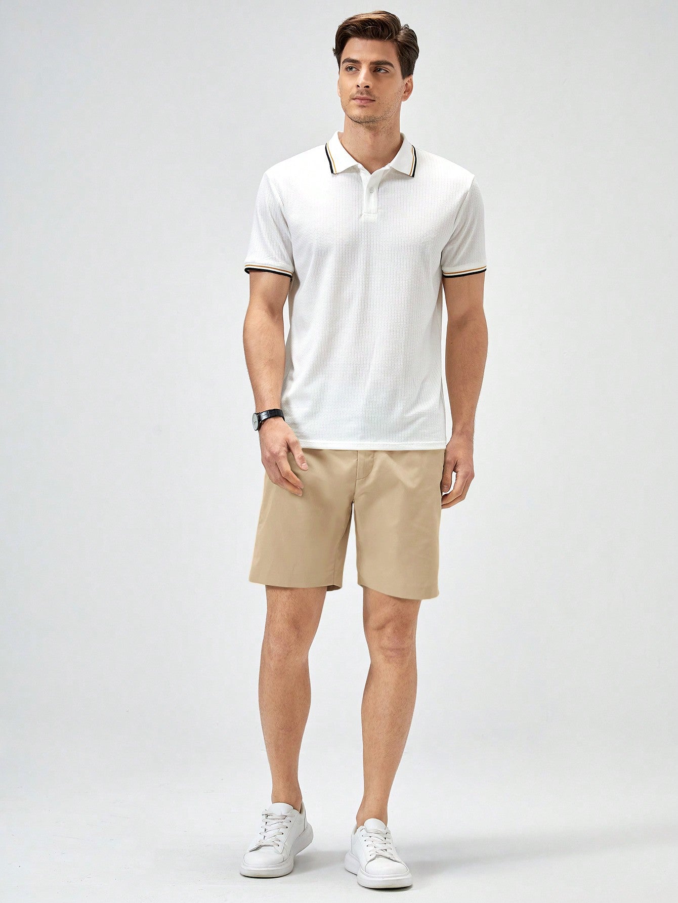 Shorts Masculino Casual Com Bolsos Diagonais E Cós Reto Shorts Masculino Casual Com Bolsos Diagonais E Cós Reto