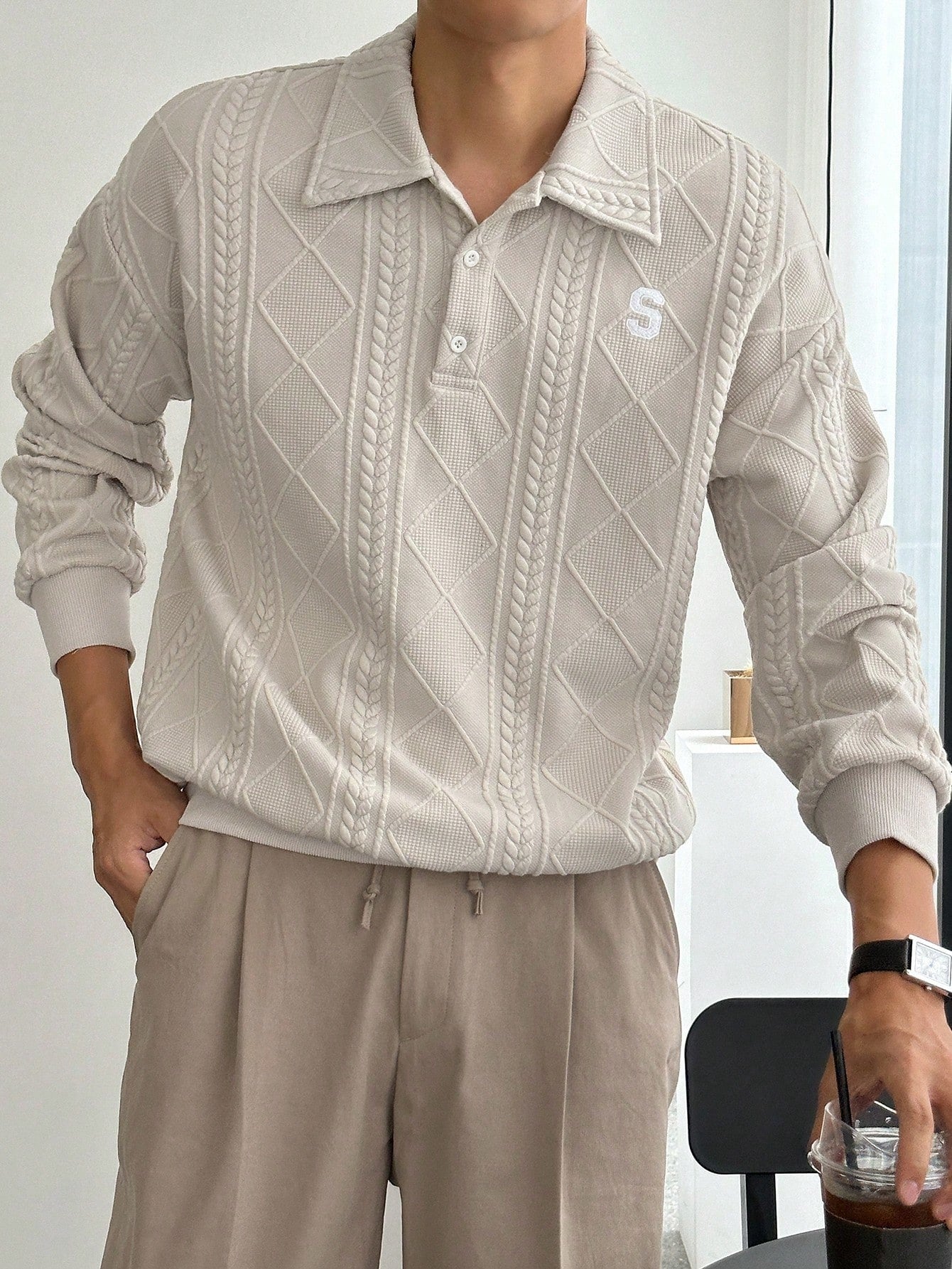 Moletom Masculino Texturizado Com Gola Polo Moletom Masculino Texturizado Com Gola Polo