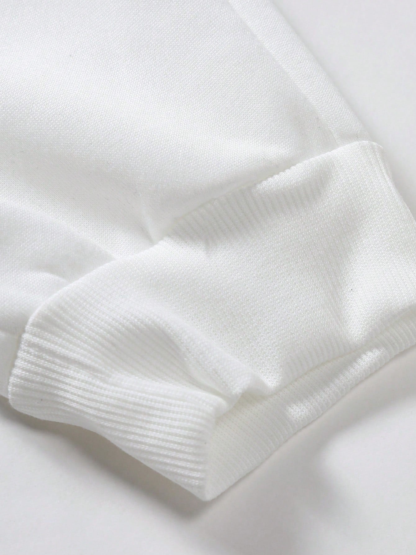 Calça Masculina Jogger Com Estampas Grafitadas Urbanas Calça Masculina Jogger Com Estampas Grafitadas Urbanas