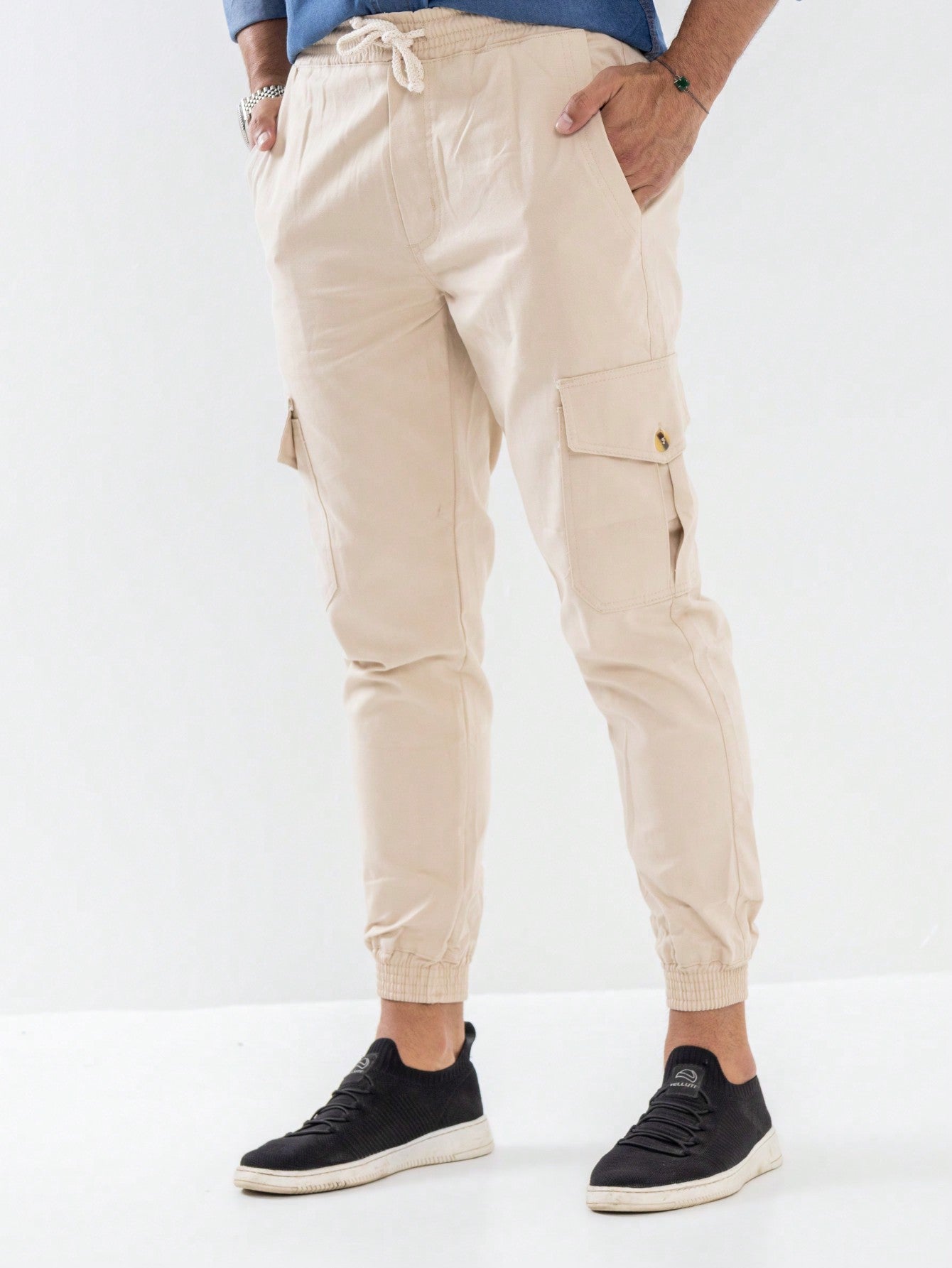 Calça Masculina Jeans Slim Fit Com Lavagem Média E Estilo Casual Calça Masculina Jeans Slim Fit Com Lavagem Média E