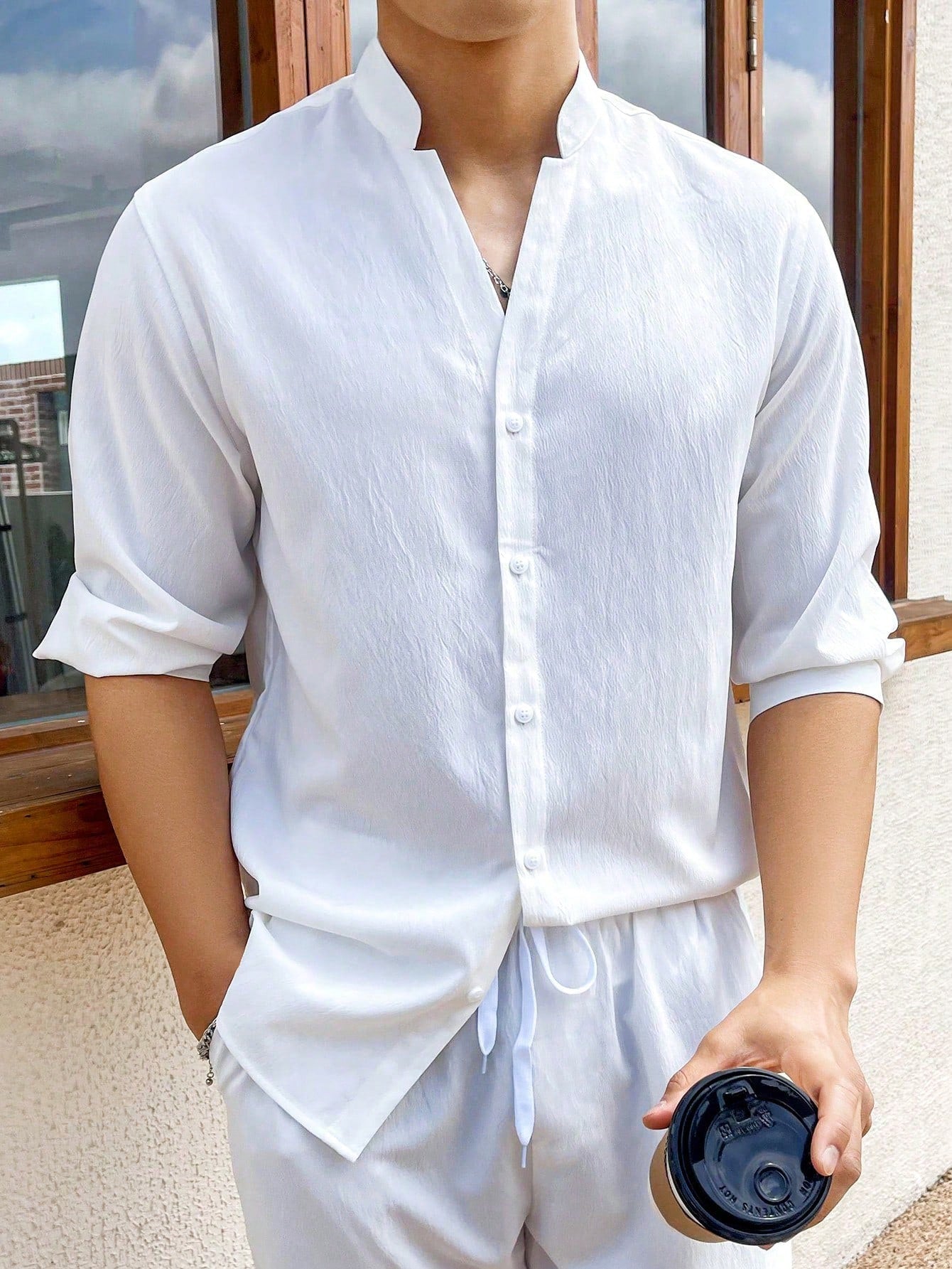 Conjunto Masculino Camisa De Botão E Calça Com Cordão Ajustável Conjunto Masculino Camisa De Botão E Calça Com Cordão