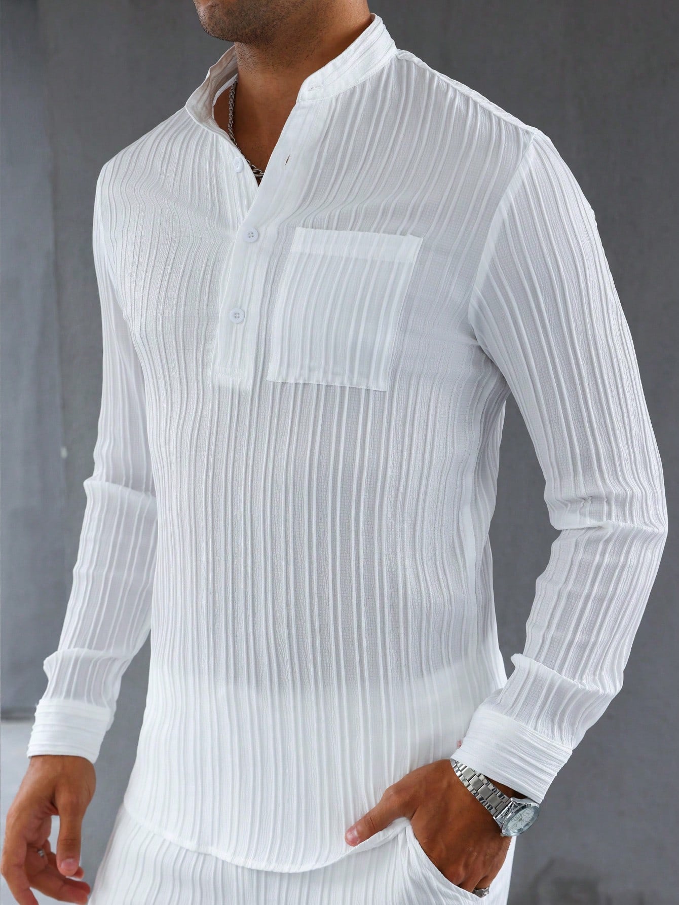 Conjunto Masculino Camisa Manga Longa E Calça Leve Ajustada Conjunto Masculino Camisa Manga Longa E Calça Leve Ajustada