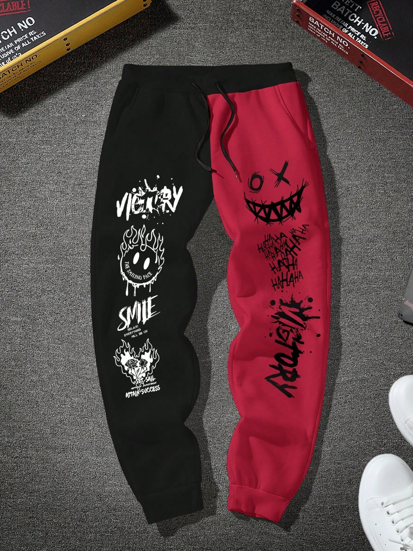 Calça Masculina Jogger Com Estampas Grafitadas Urbanas Calça Masculina Jogger Com Estampas Grafitadas Urbanas