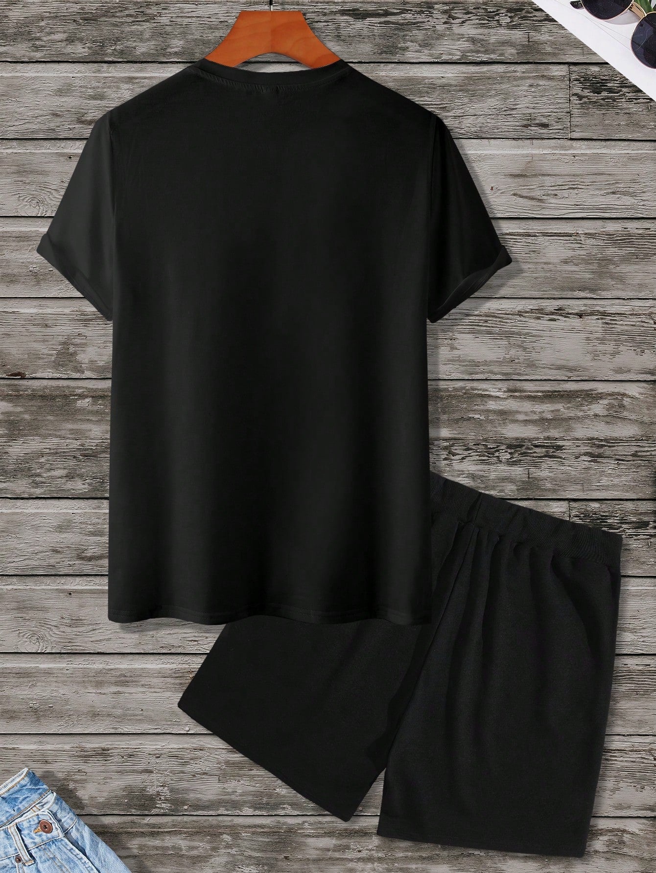 Conjunto Masculino Camiseta Estampa Gráfica E Shorts Cós Ajustável Conjunto Masculino Camiseta Estampa Gráfica E Shorts