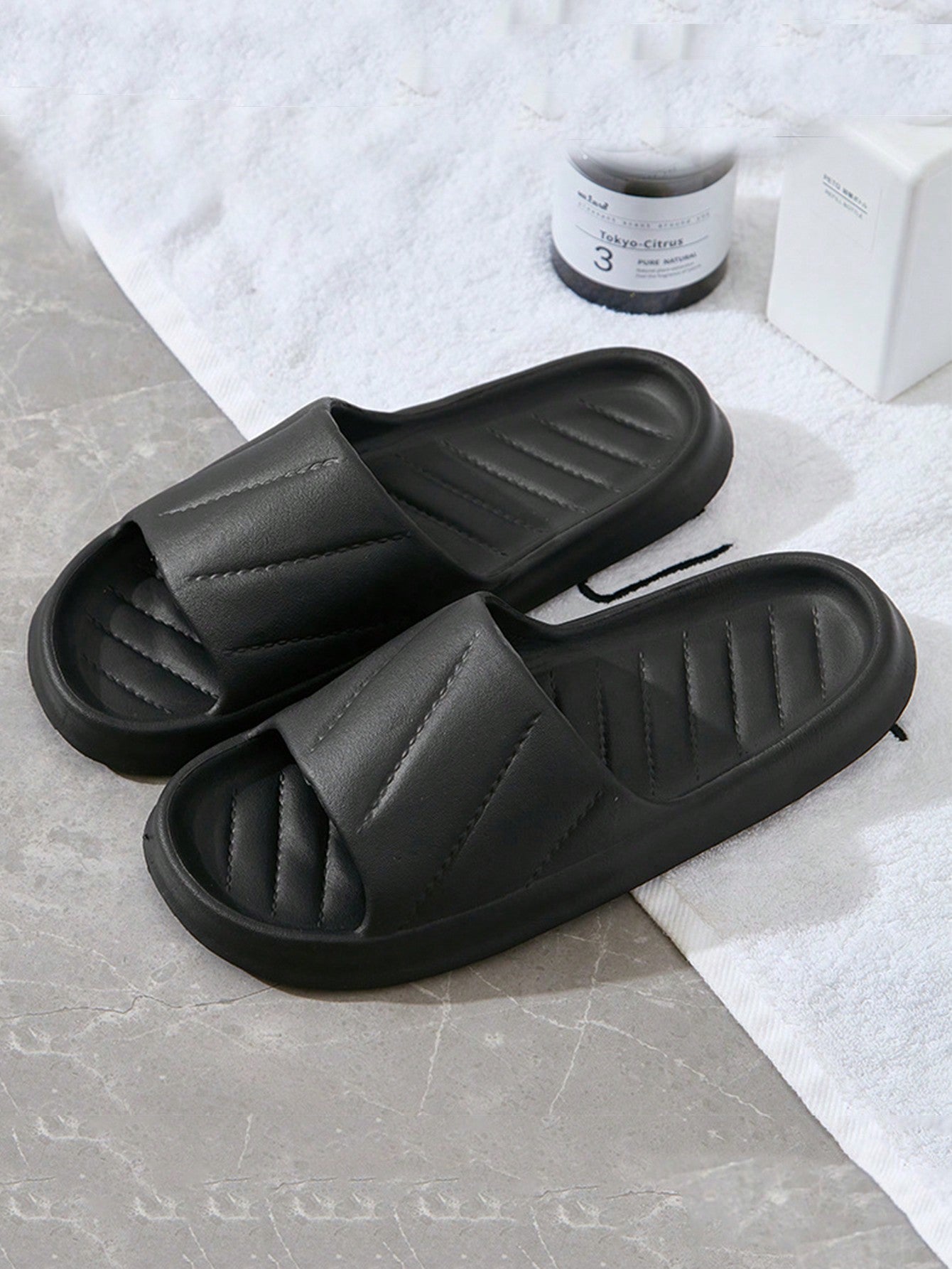 Chinelo Masculino Slide Antiderrapante Material EVA Confortável Chinelo Masculino Slide Antiderrapante Material EVA
