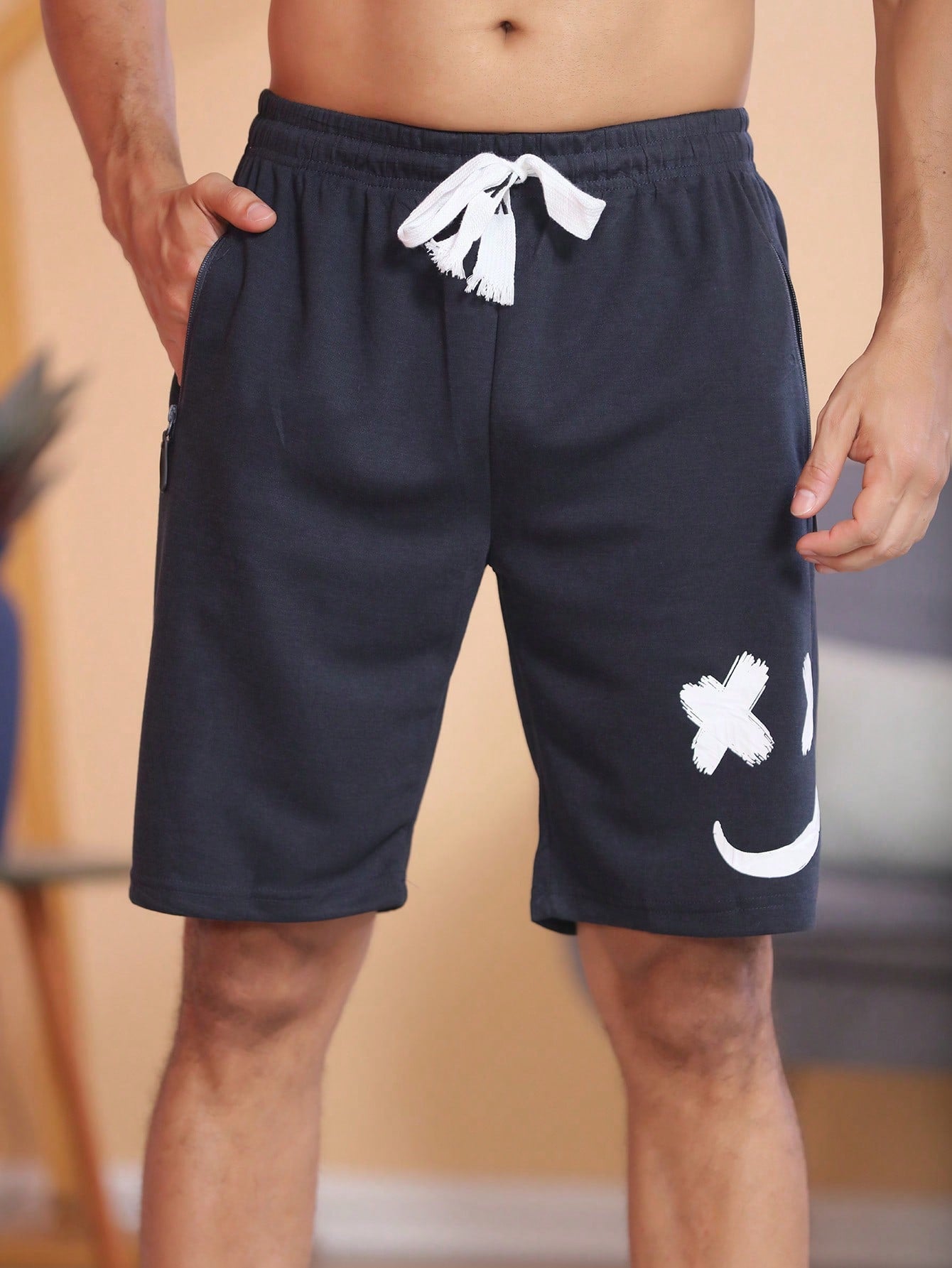 Shorts Masculino Moletom Estampa Divertida E Zíperes Funcionais Shorts Masculino Moletom Estampa Divertida E Zíperes