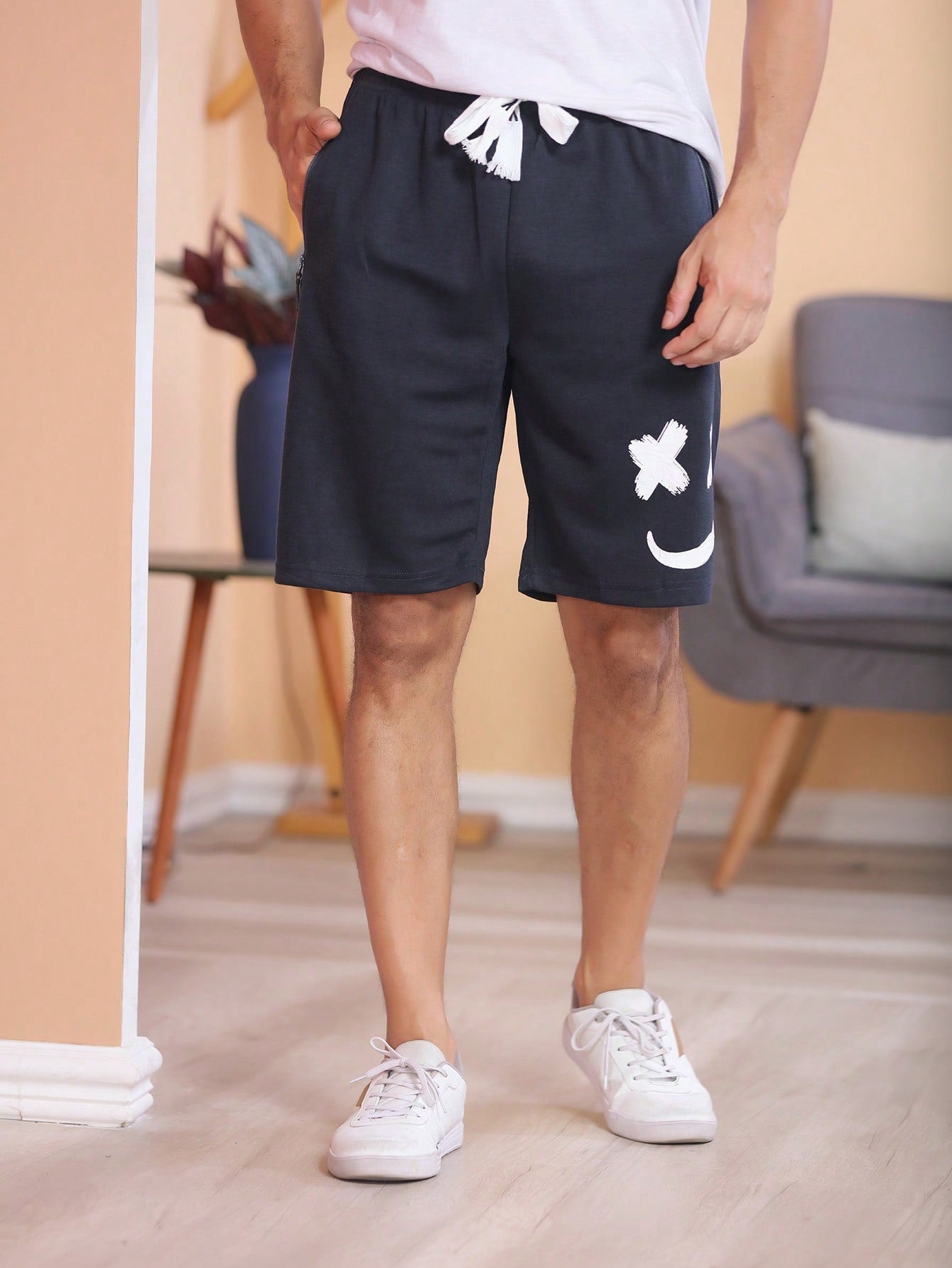 Shorts Masculino Moletom Estampa Divertida E Zíperes Funcionais Shorts Masculino Moletom Estampa Divertida E Zíperes