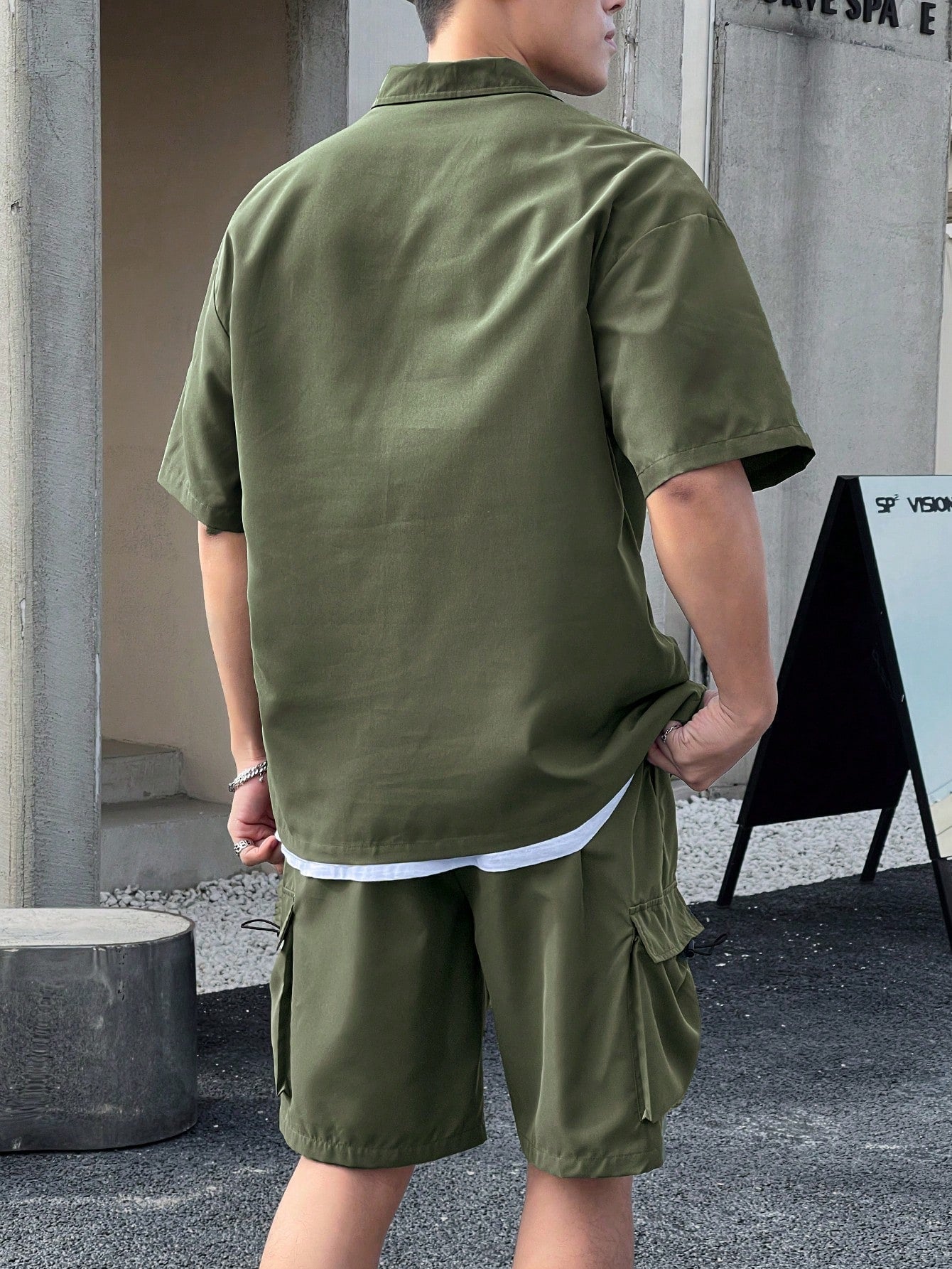 Conjunto Masculino Camisa Manga Curta E Bermuda Tecido De Linho Conjunto Masculino Camisa Manga Curta E Bermuda Tecido