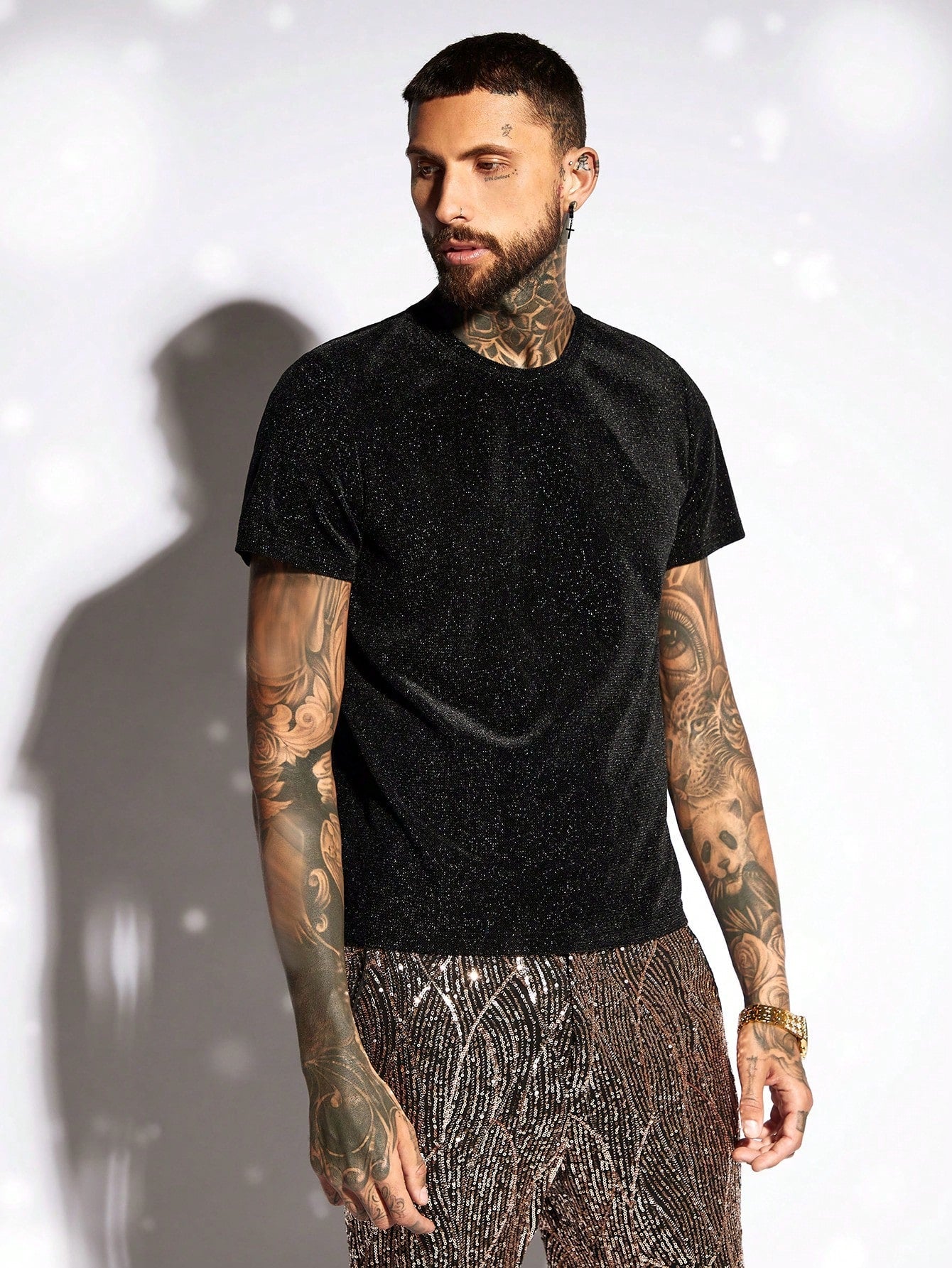 Camiseta Masculina Slim Estampa De Brilho Urbana Camiseta Masculina Slim Estampa De Brilho Urbana