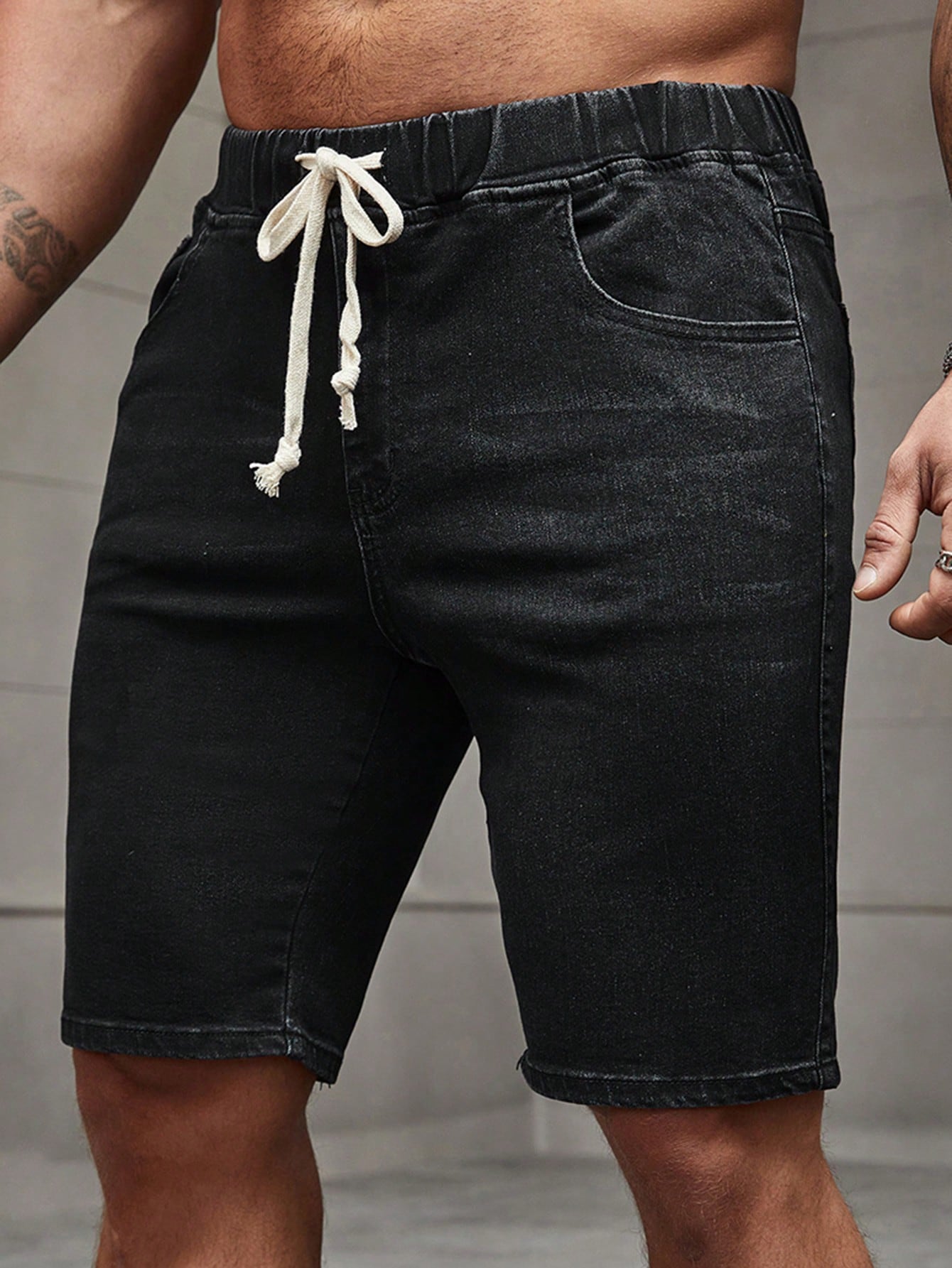 Shorts Masculino Jeans Streetwear Com Cadarço E Bolsos Shorts Masculino Jeans Streetwear Com Cadarço E Bolsos