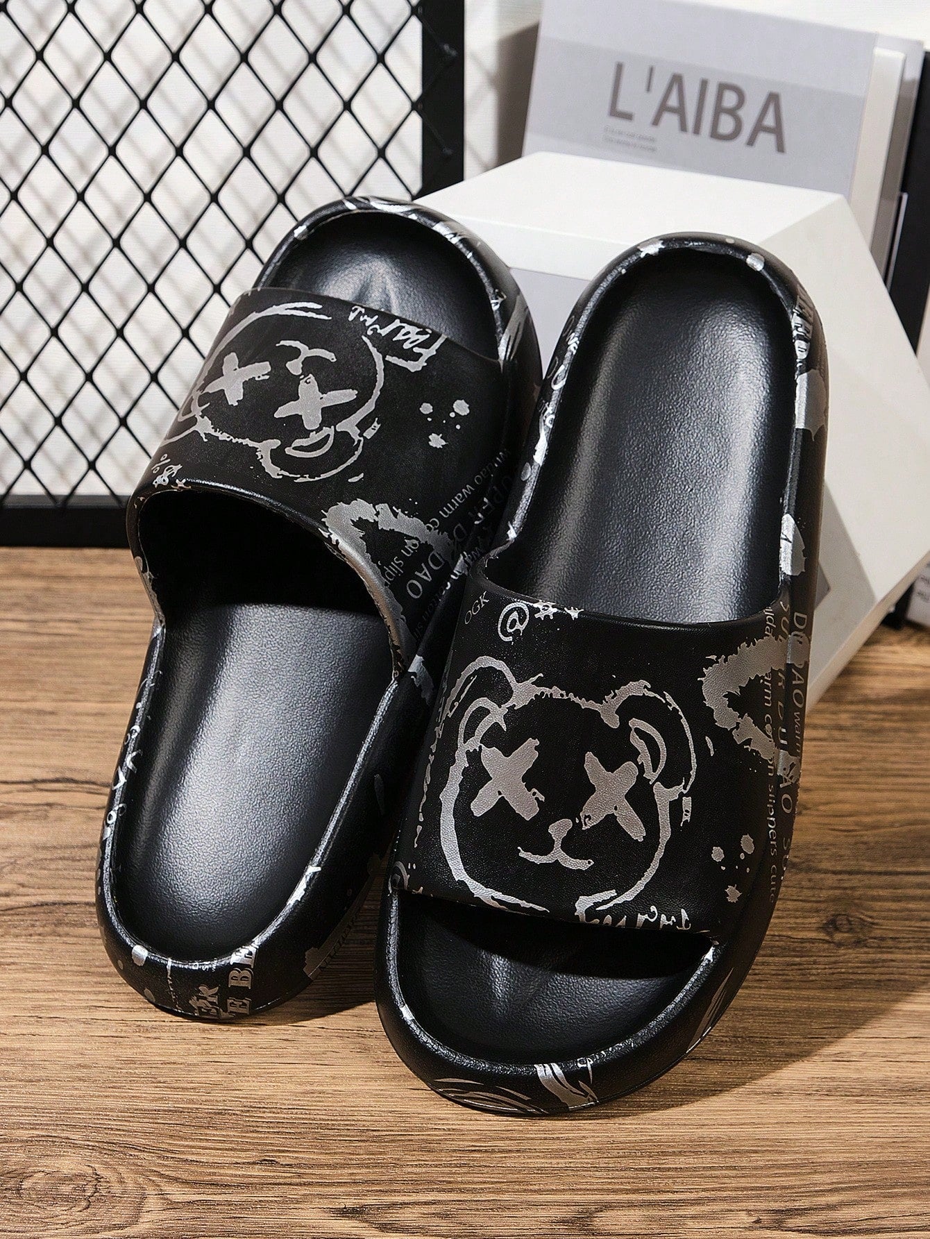 Chinelo Masculino Casual Estampado Urso Antiderrapante Confortável Chinelo Masculino Casual Estampado Urso