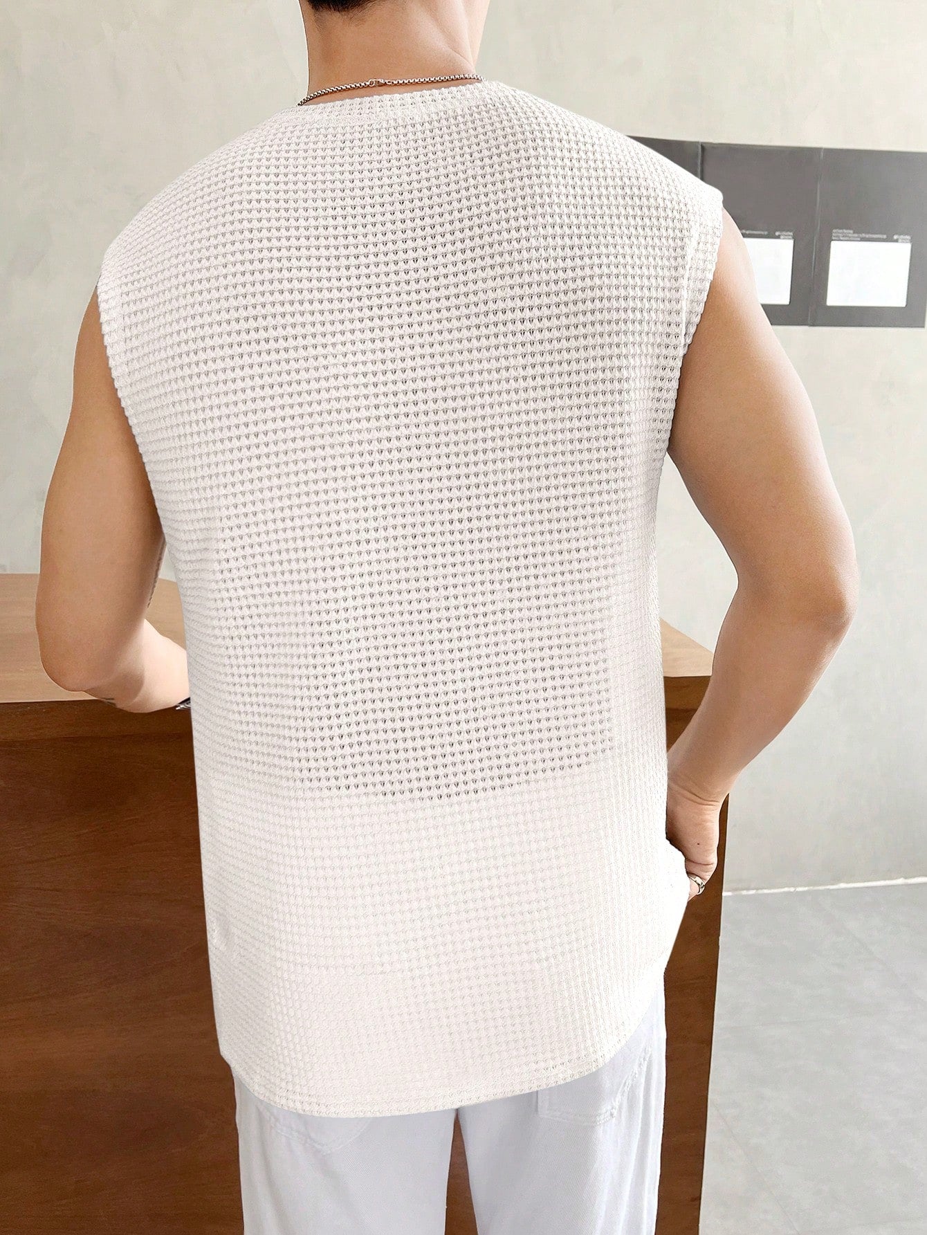 Camiseta Regata Masculina Casual Alças Largas Design Clean Camiseta Regata Masculina Casual Alças Largas Design Clean