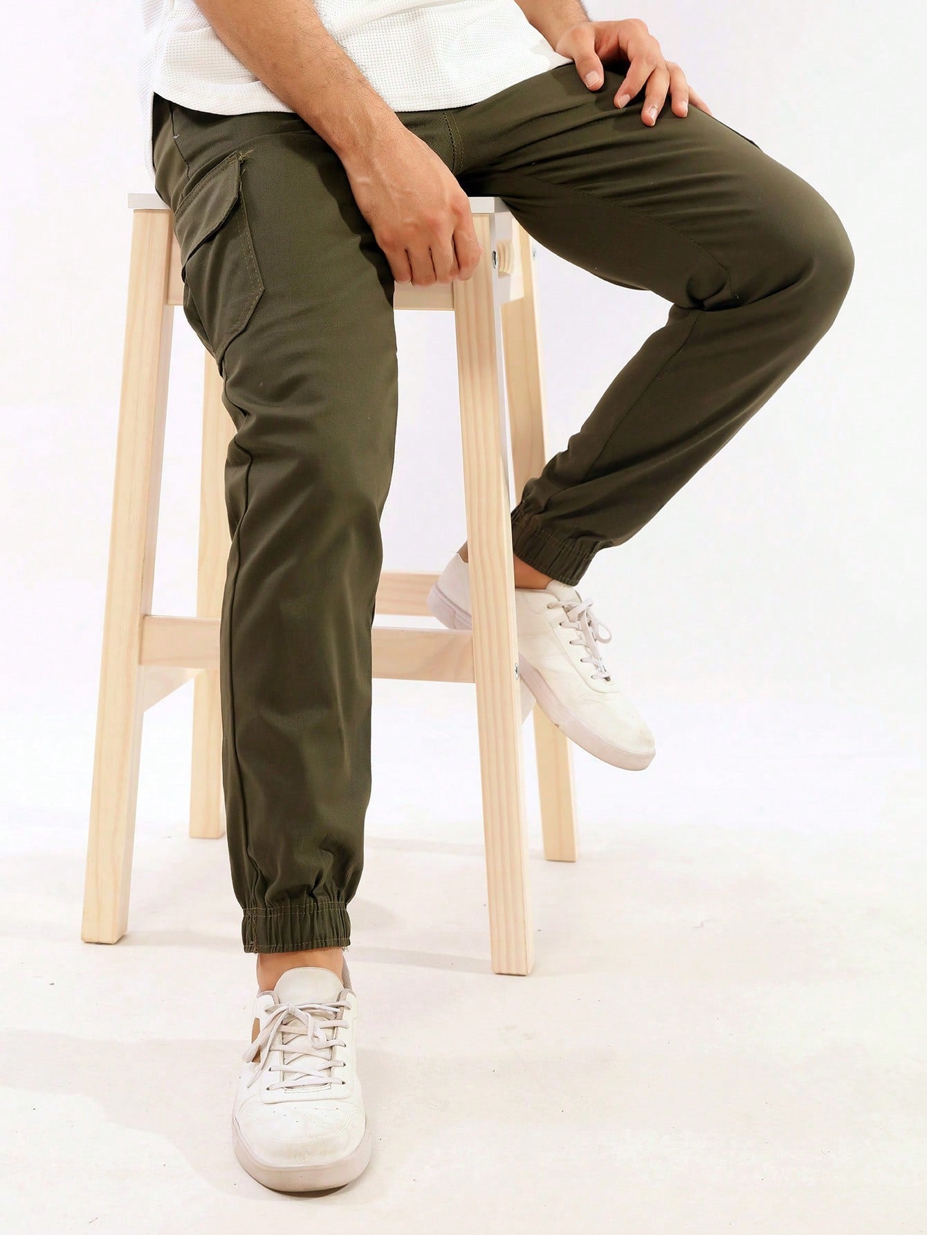 Calça Masculina Jogger Casual Com Ajuste Na Cintura Verde Militar / PP Calça Masculina Jogger Casual Com Ajuste Na