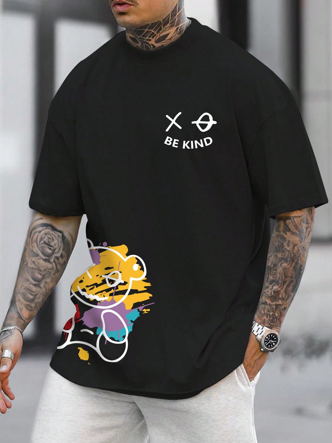 Camisa Masculina Oversized Estampa Artística Be Kind Preto / PP Camisa Masculina Oversized Estampa Artística Be Kind