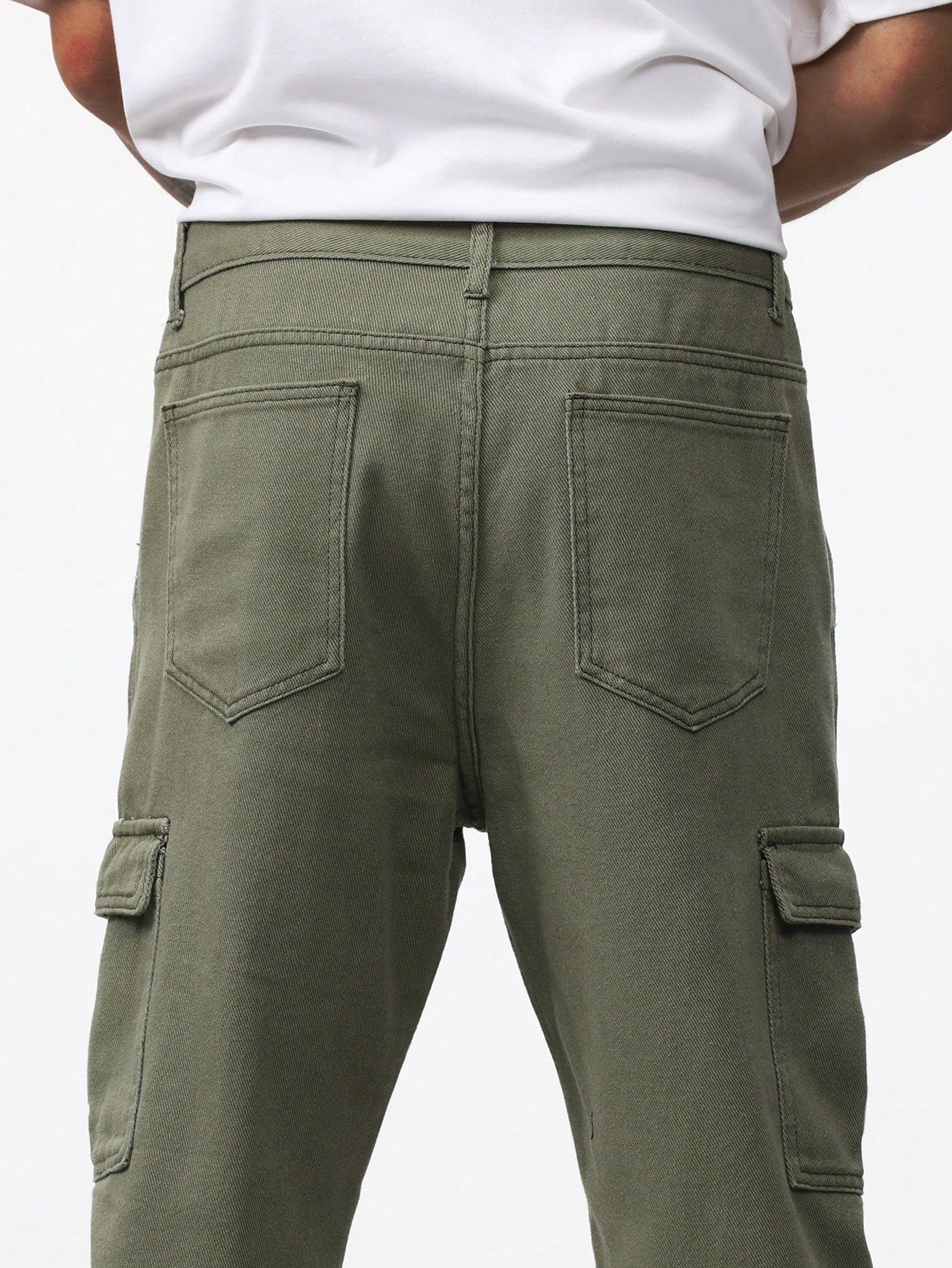 Calça Masculina Cargo Com Bolsos Laterais Com Aba E Estilo Funcional Calça Masculina Cargo Com Bolsos Laterais Com Aba