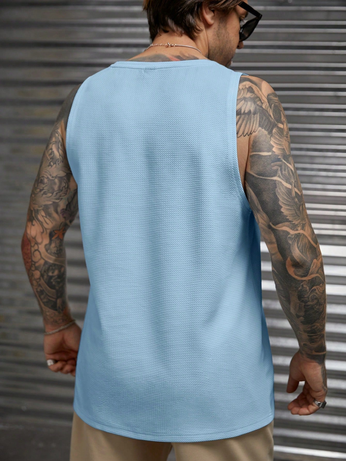 Camiseta Regata Masculina Casual Tricotada Patch Letra Camiseta Regata Masculina Casual Tricotada Patch Letra