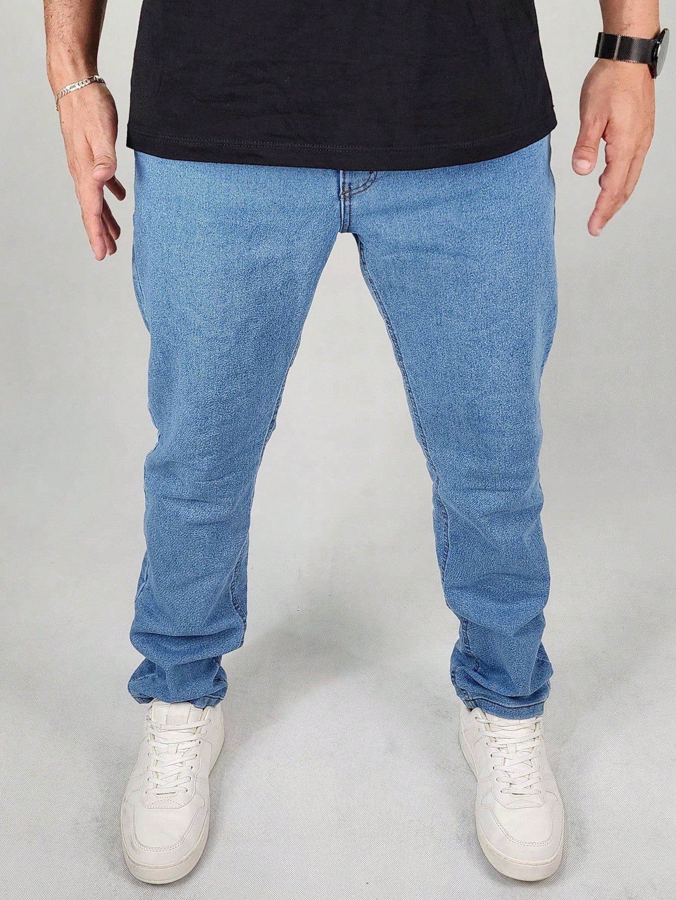 Calça Masculina Jeans Slim Fit Cintura Tradicional E Bolsos Funcionais Calça Masculina Jeans Slim Fit Cintura