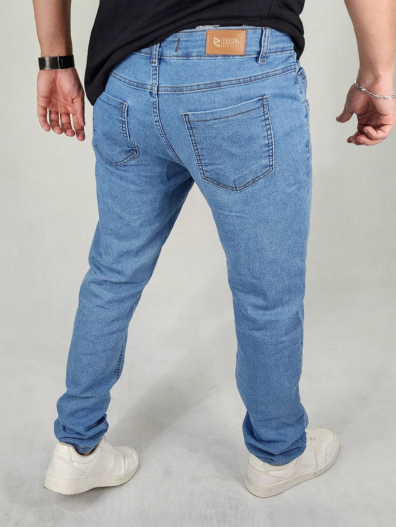 Calça Masculina Jeans Slim Fit Cintura Tradicional E Bolsos Funcionais Calça Masculina Jeans Slim Fit Cintura